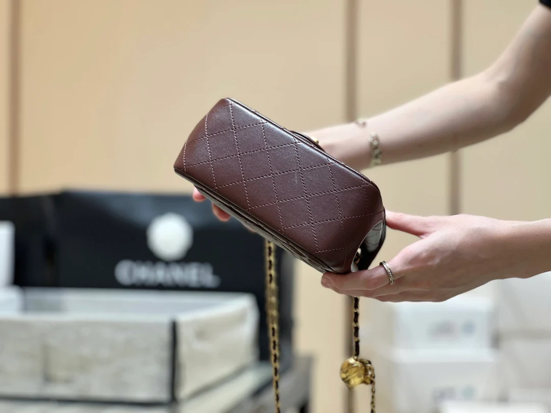 Chanel CF Gold Ball Square Fat Man - Burgundy