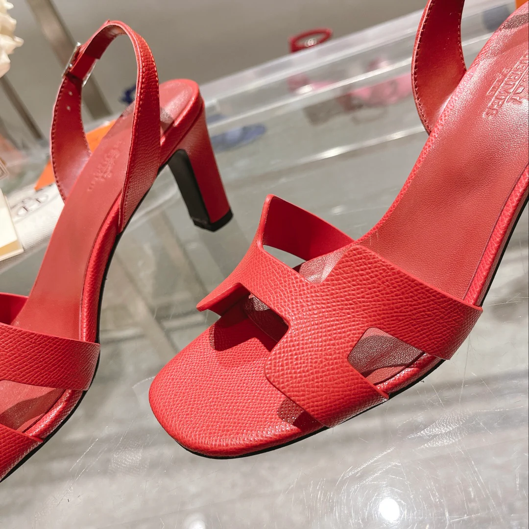 Новинка весны 2022 года от Hermes - Сандалии на массивном каблуке - 1