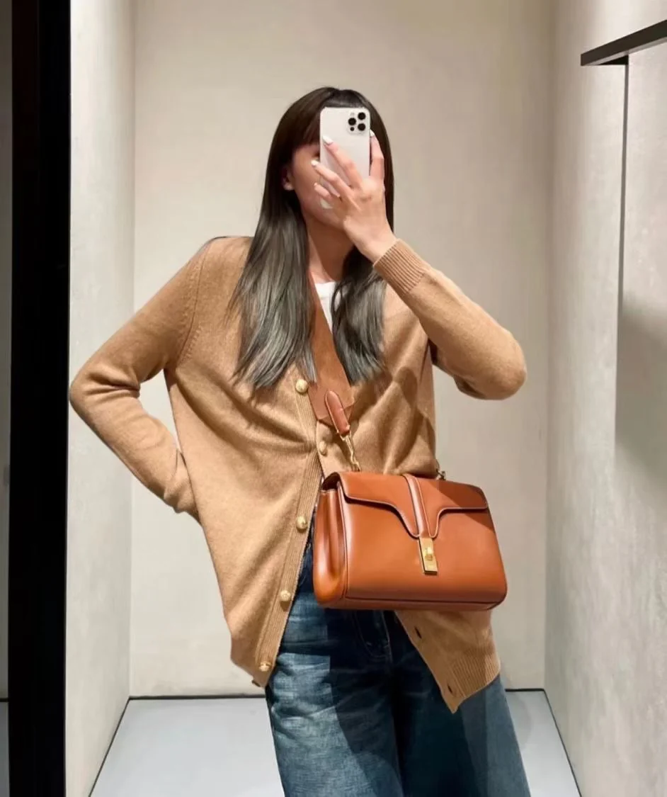 Сумка Celine из мягкой телячьей кожи с 16 узорами - 4