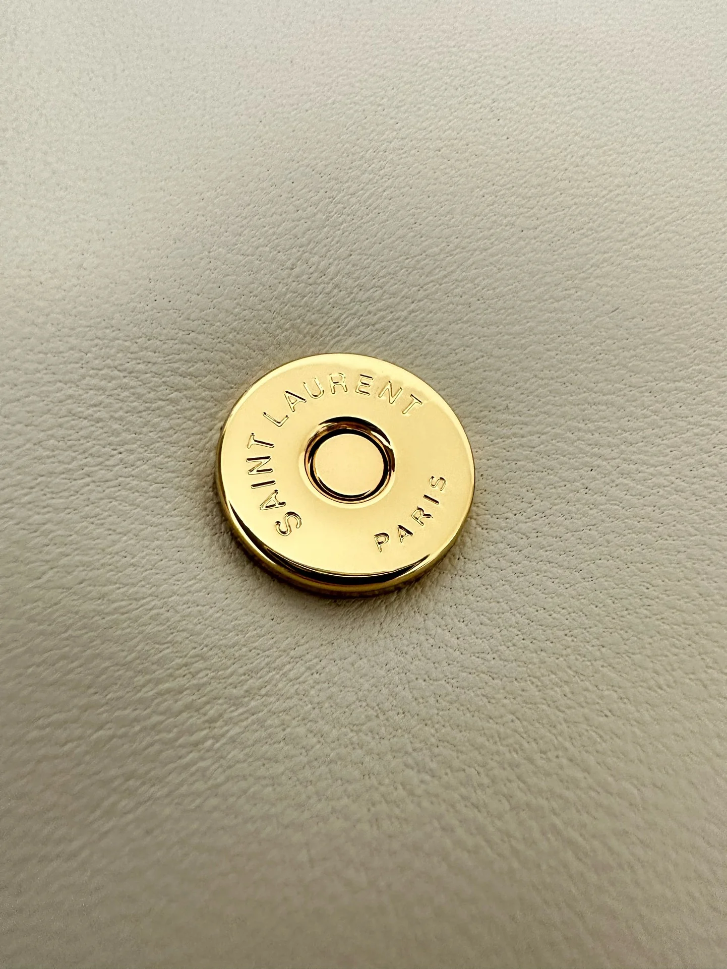 Сумка YSL Calypso из овечьей кожи с цепочкой - Off White