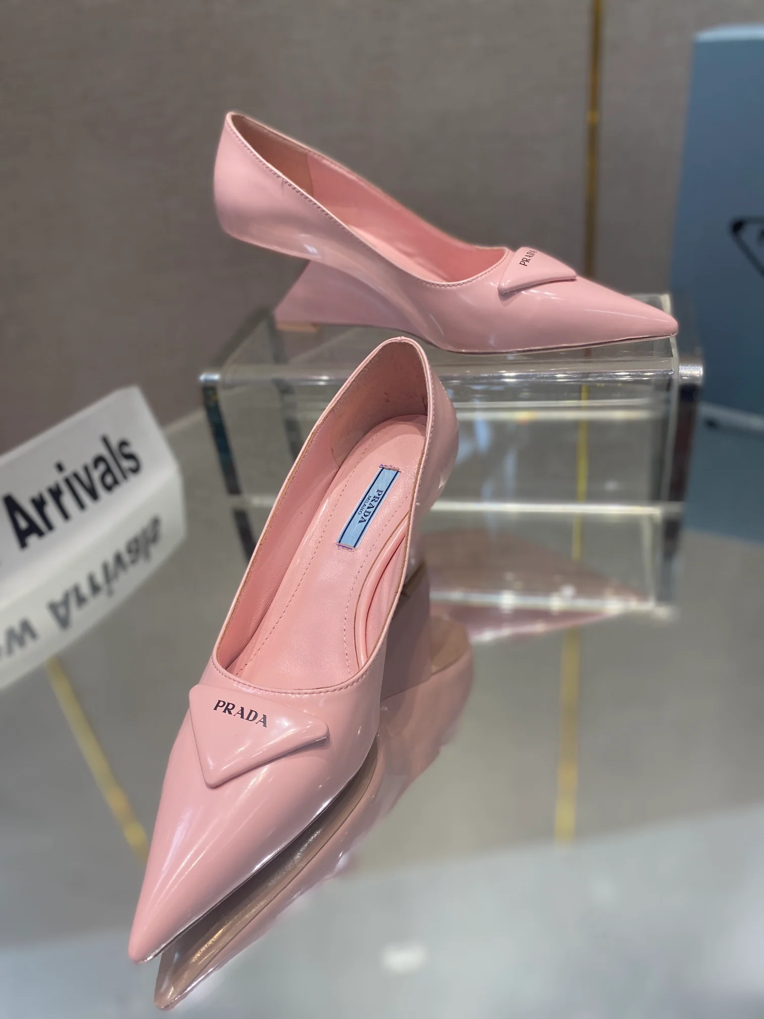 Туфли Prada - Prada - лакированные туфли на низком каблуке - розовые