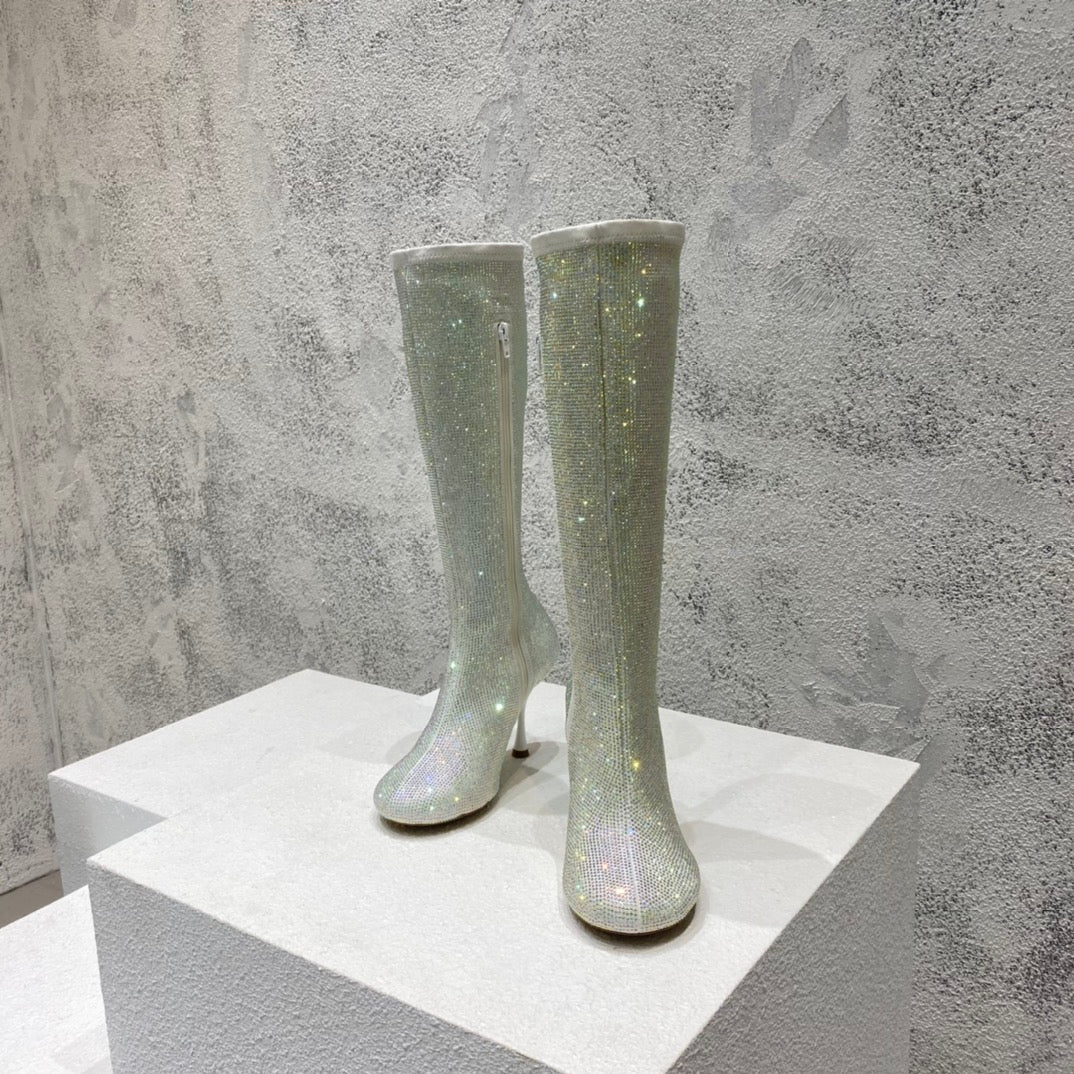 Официальный сайт BV-22s. Новинки осенне-зимнего сезона - Ботинки на высоком каблуке со стразами - Размеры 35-39-40-42. Возможна индивидуальная подгонка.