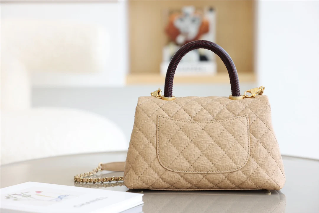 Chanel 2021 Coco Handle Apricot Lizard Pattern Handle Small