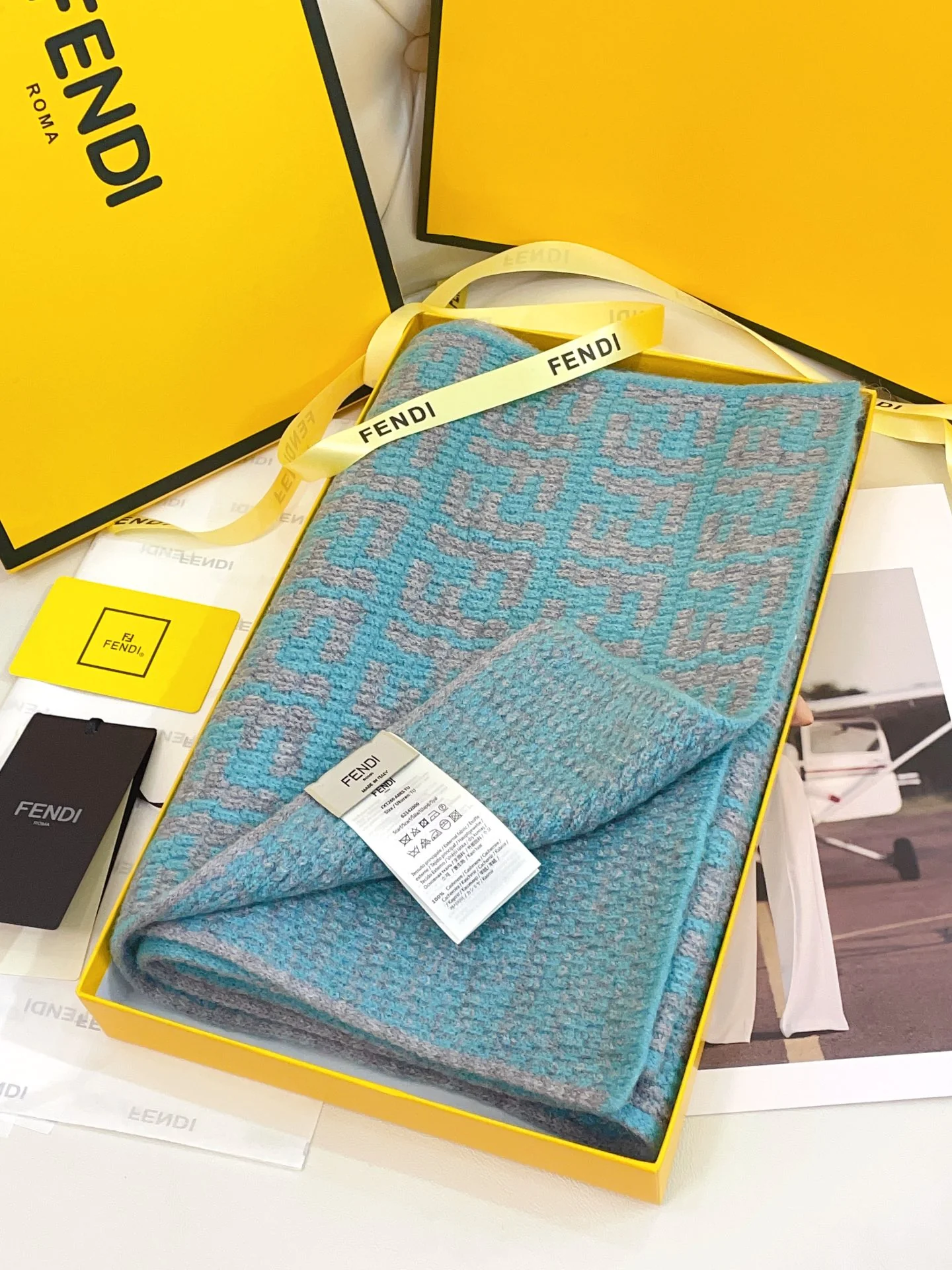 Fendi - Двусторонний жаккардовый вязаный шарф - 32 - 180 см - 1