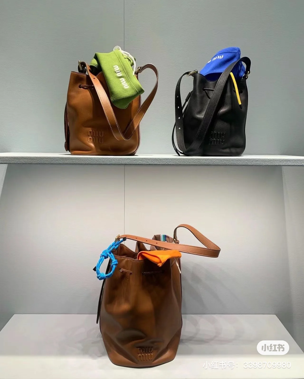 Miu Miu-5be089 - Импортная сумка-ведро из телячьей кожи - Для совместного использования