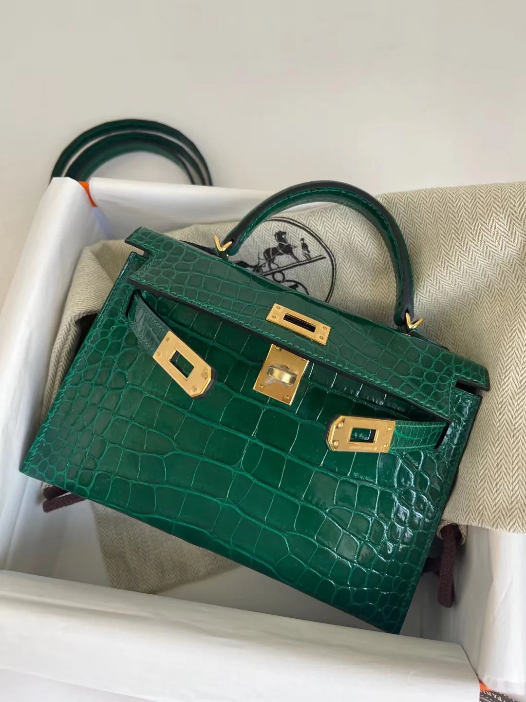 Hermes Kelly Mini 2nd Generation Square Alligator 6q Emerald Green Gold Buckle