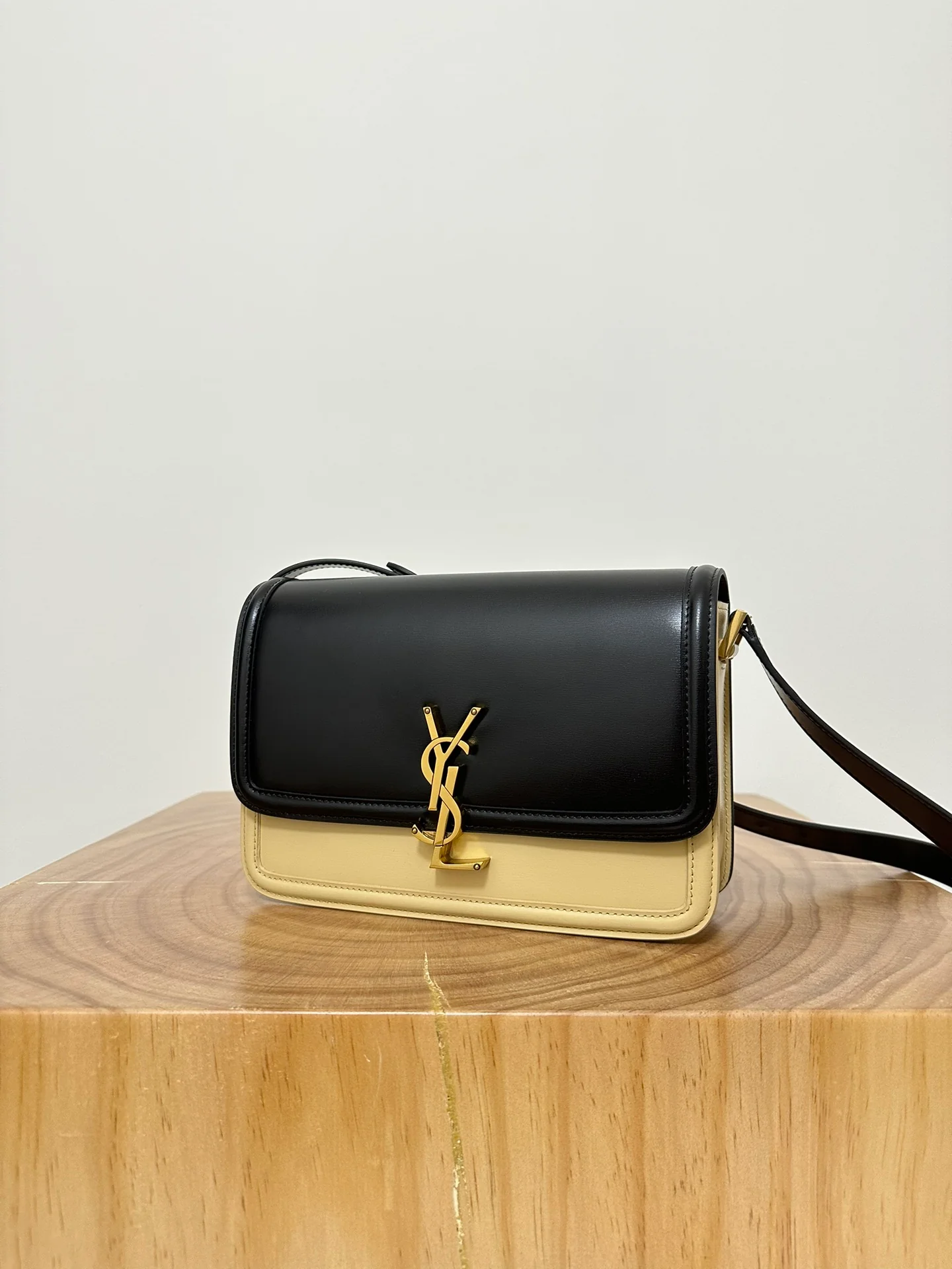 Коробка YSL Saint Laurent 