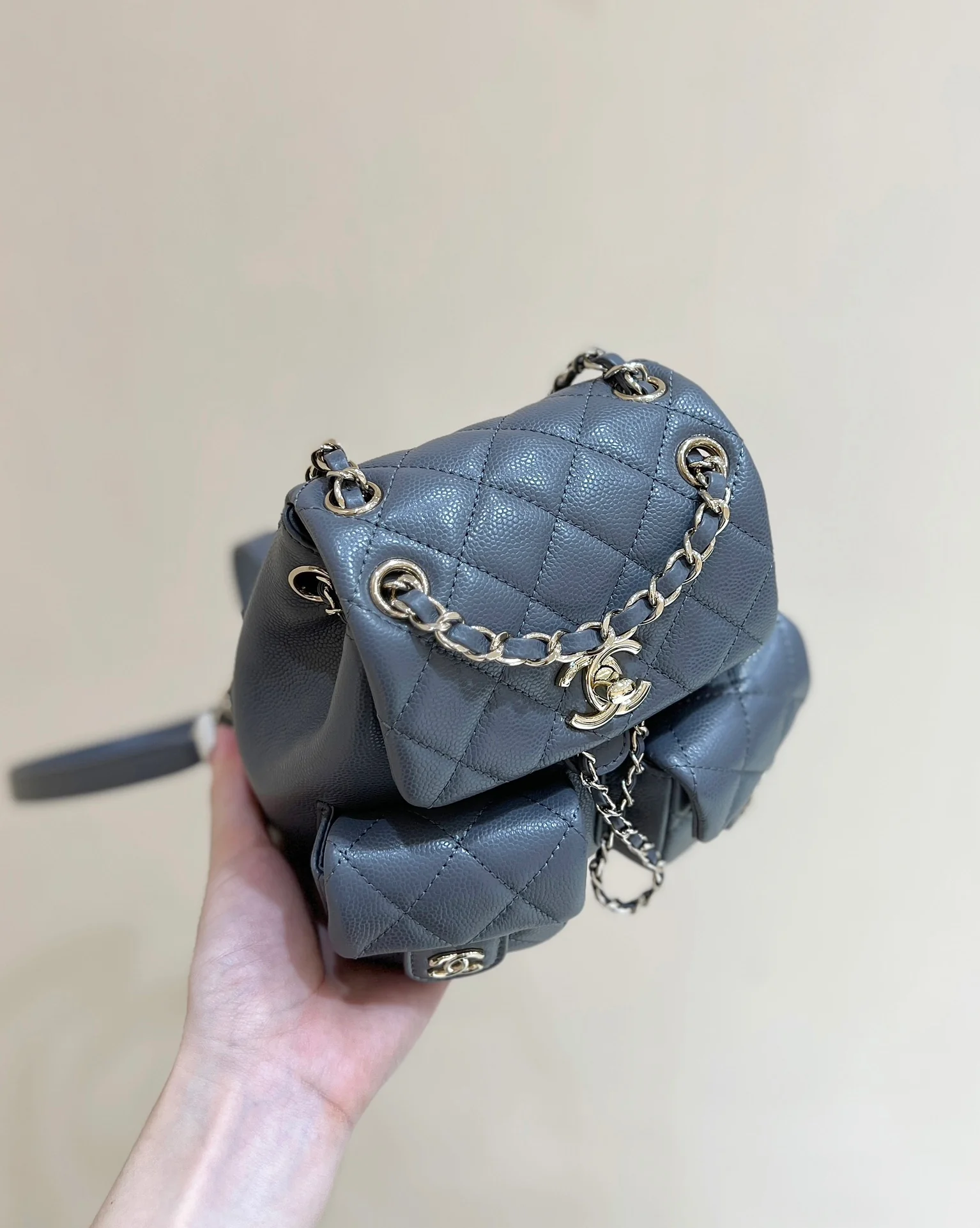 Рюкзак Chanel 24a-duma Frog, маленький, серый.