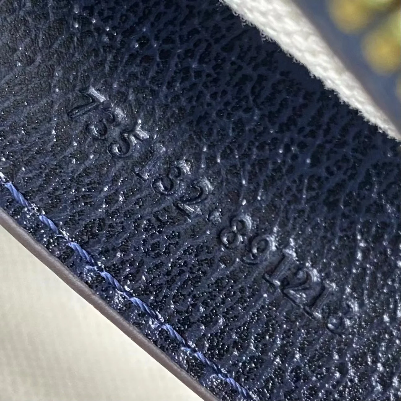 Сумка Gucci Ophidia Strawberry через плечо - черная