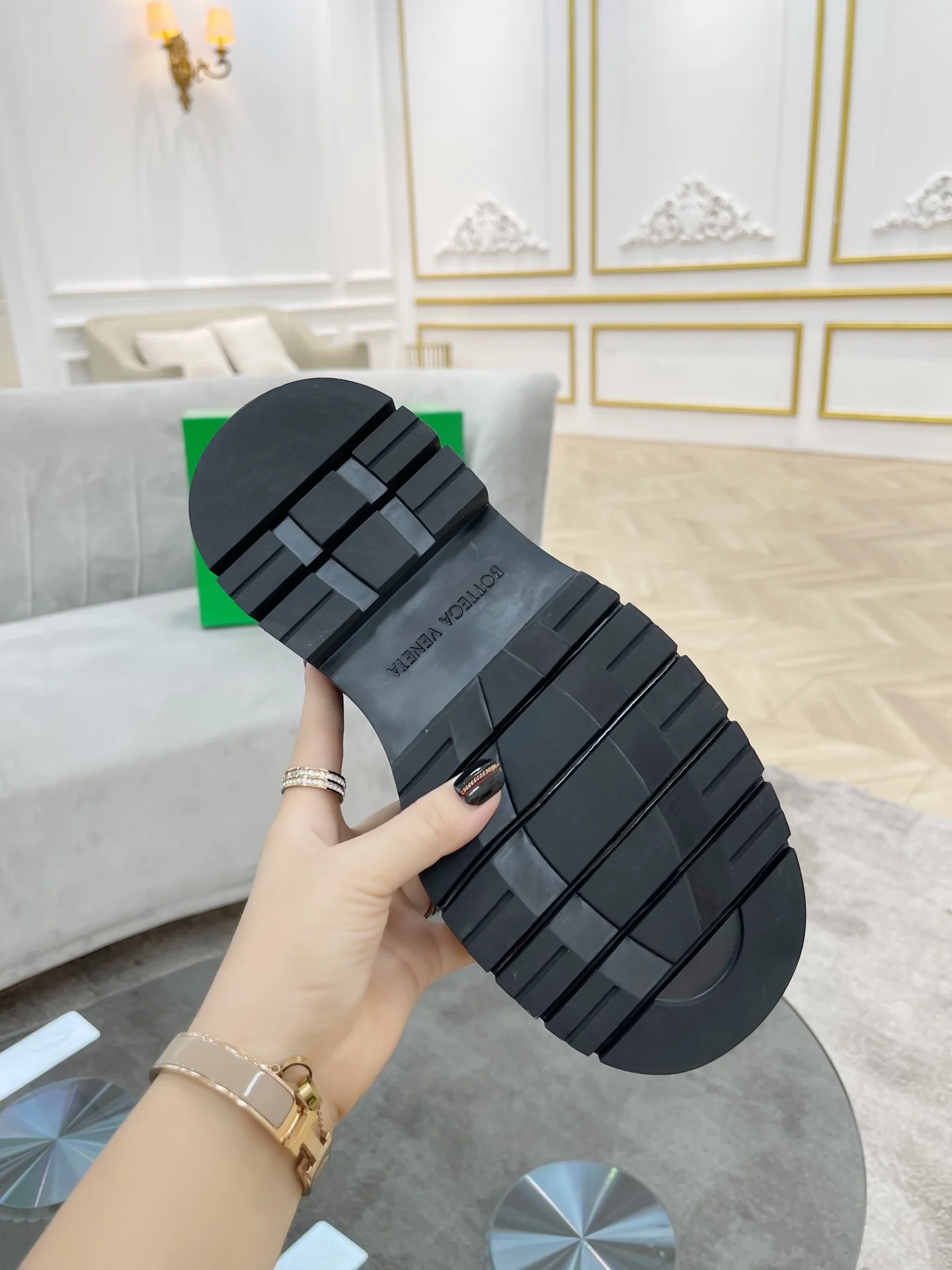 BV - Ботинки на платформе с низким верхом - Полностью черные