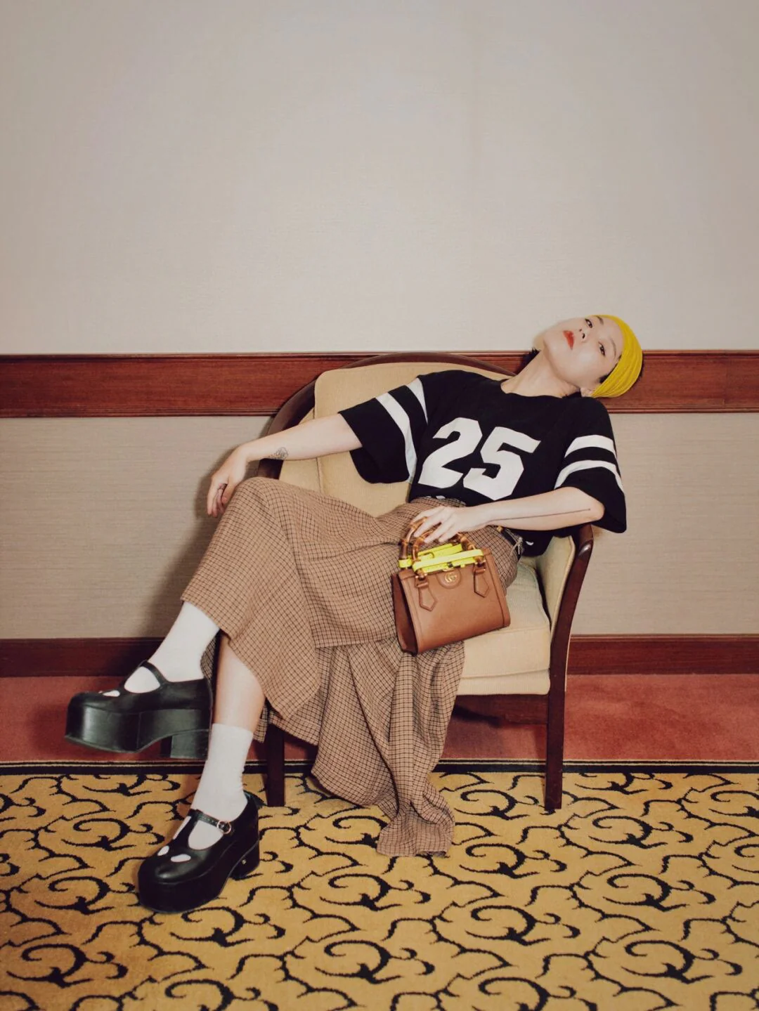 Сумка Gucci Bamboo — фото в ней.