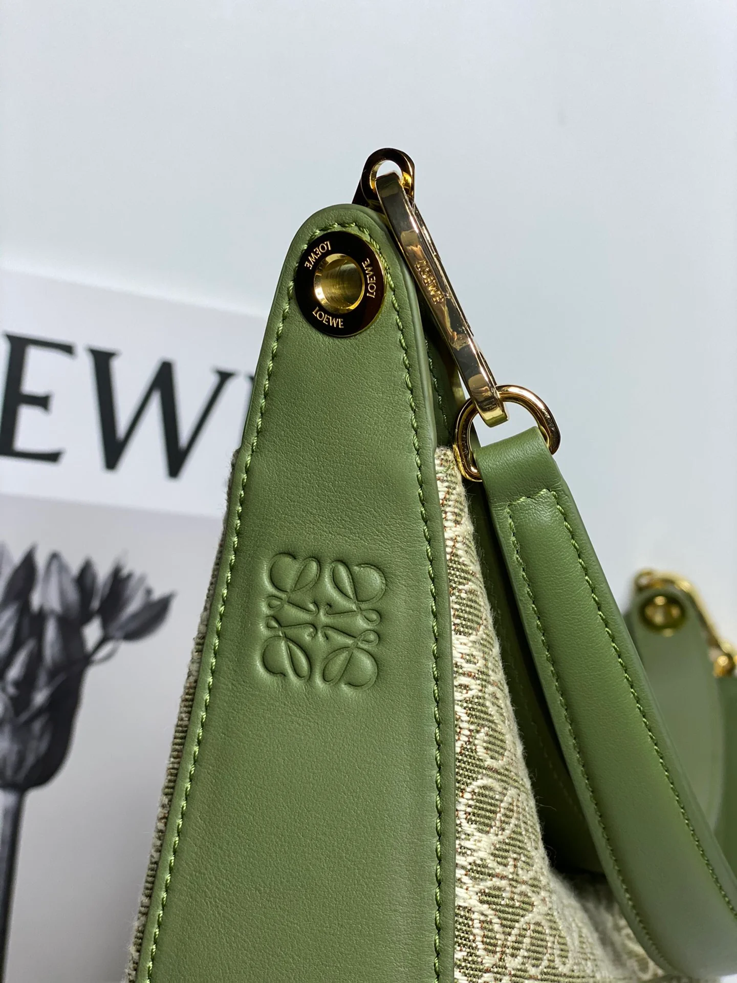 Сумка Loewe Luna серии Moon Bag - 3