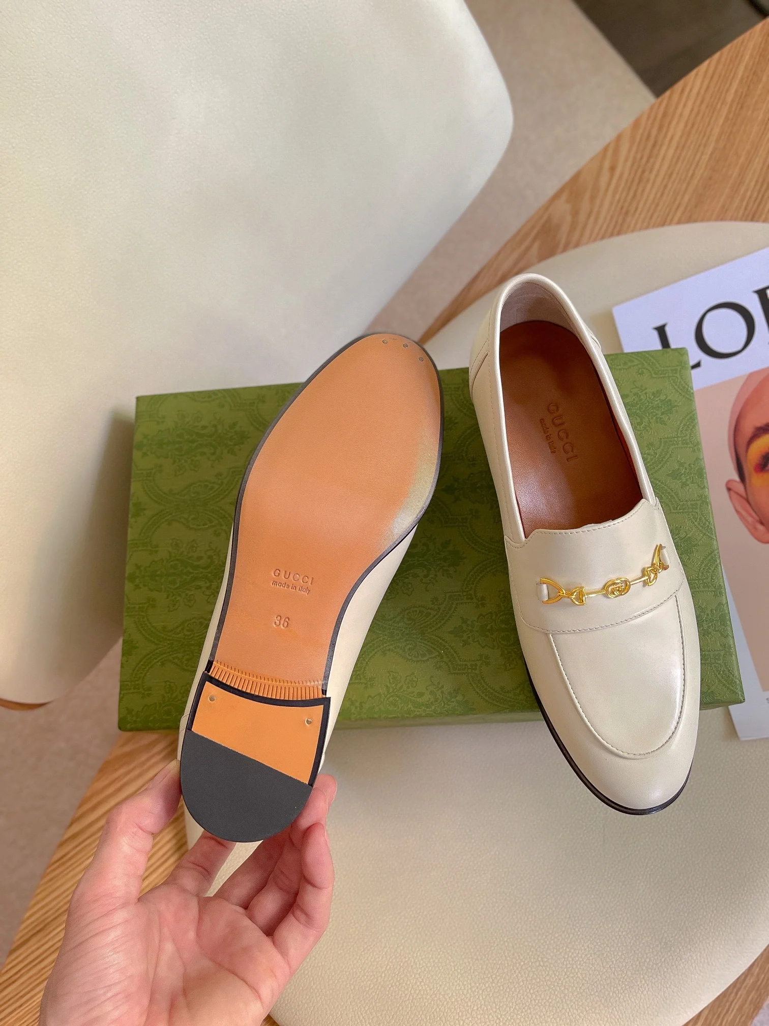 Классические уличные лоферы Gucci с пряжкой