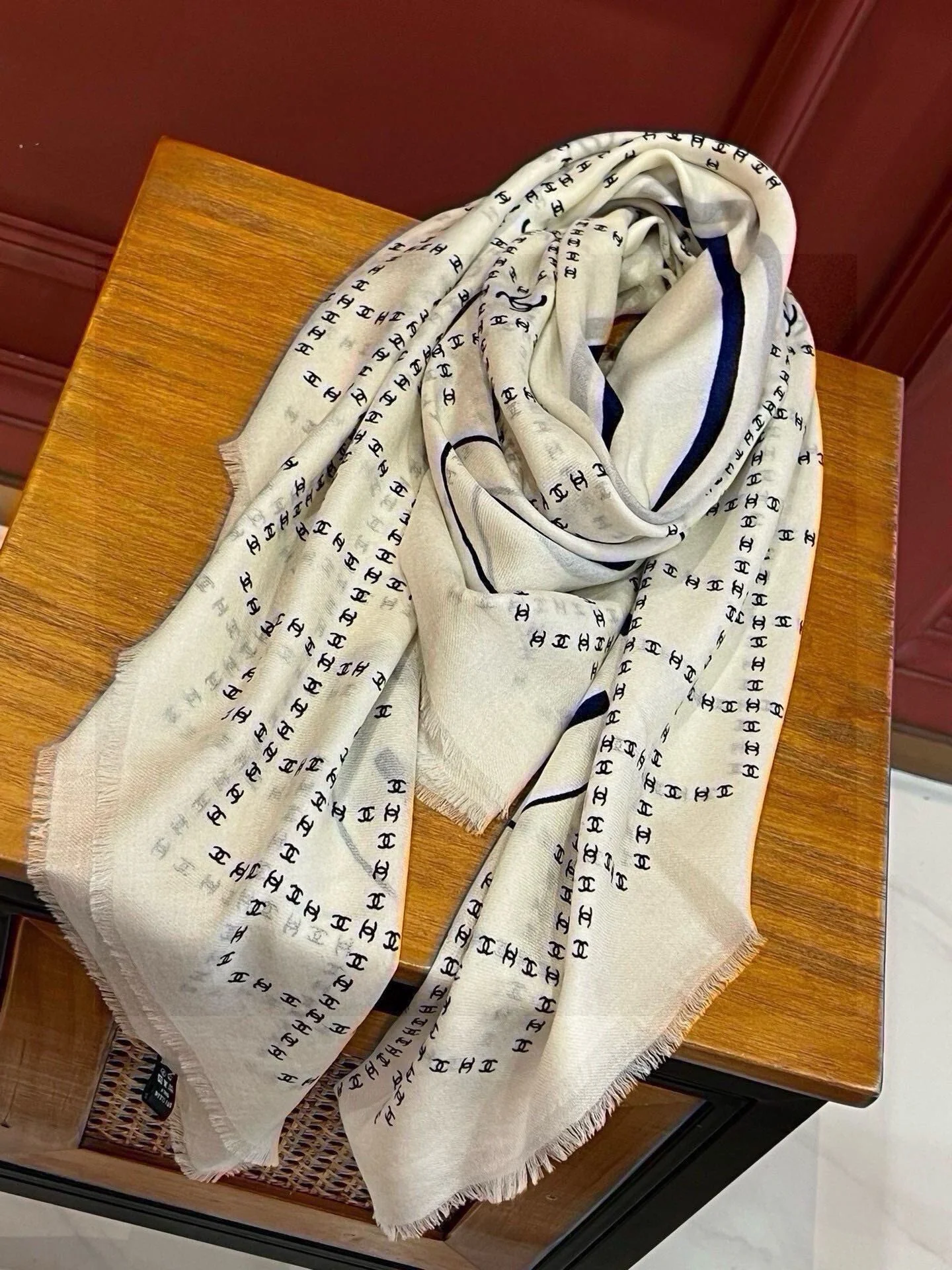 Шарф Chanel Double C Mesh Scarf 2024 - 140-140