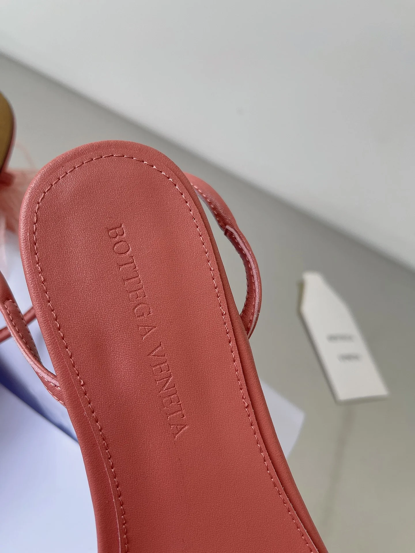 BV - Пушистые босоножки на высоком каблуке-шпильке - Розовые