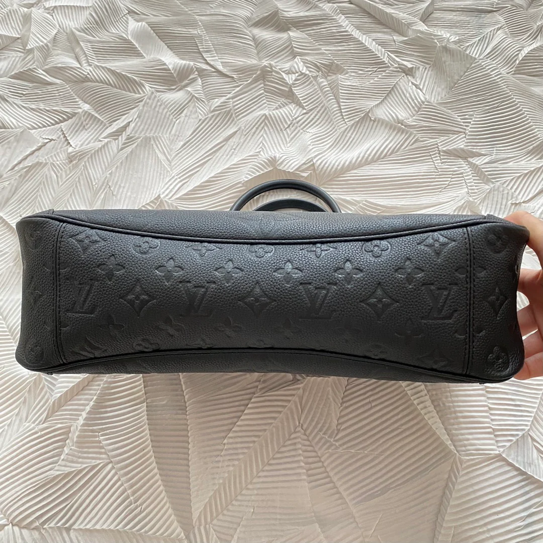 m46487-LV-Trianon сумка-Абрикос-Средний-1