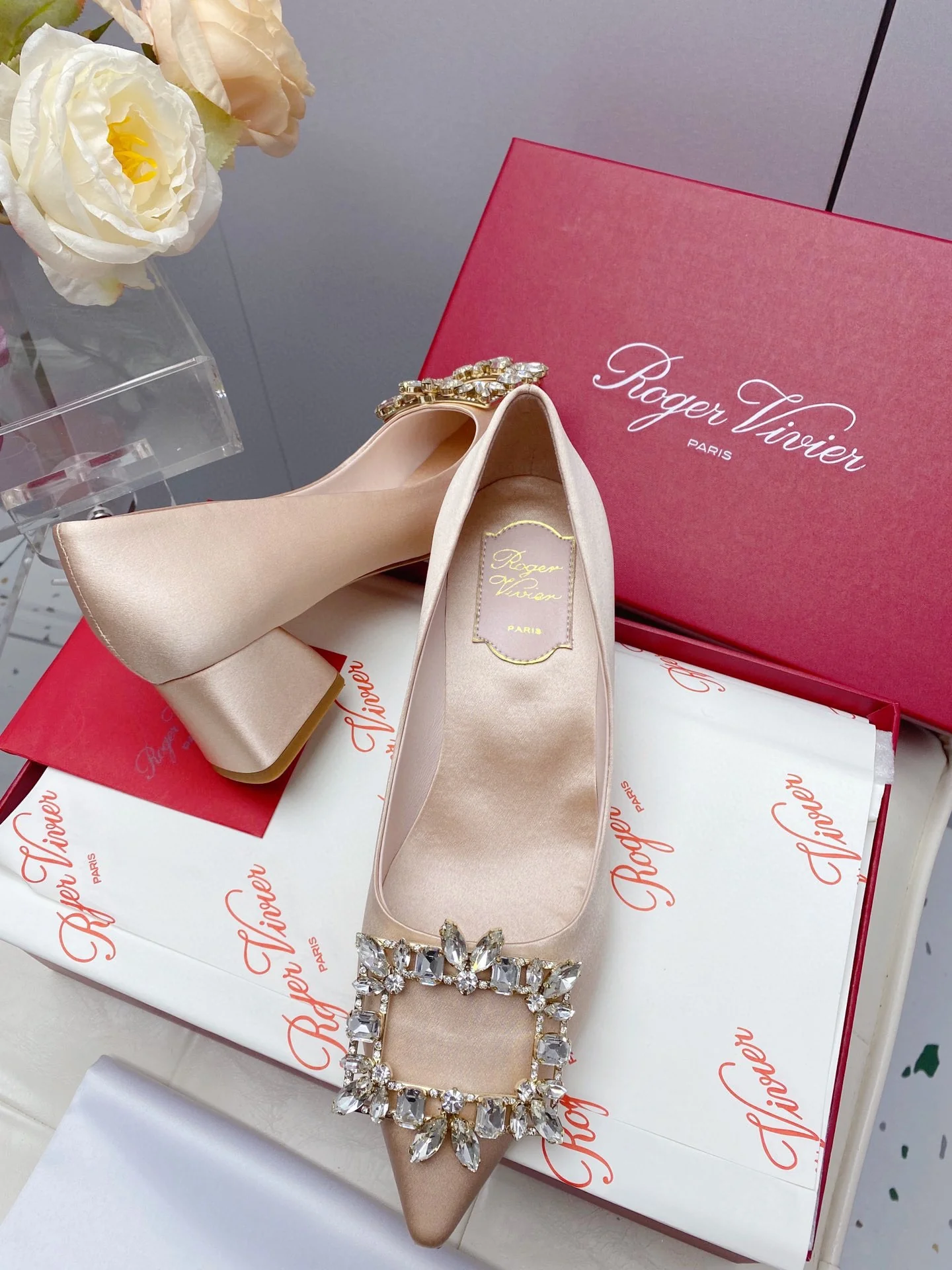 Обувь RV Shoes - Новинка ранней весны 2023 года - Туфли на низком каблуке с пряжкой в ??виде снежинки - Абрикосовый цвет