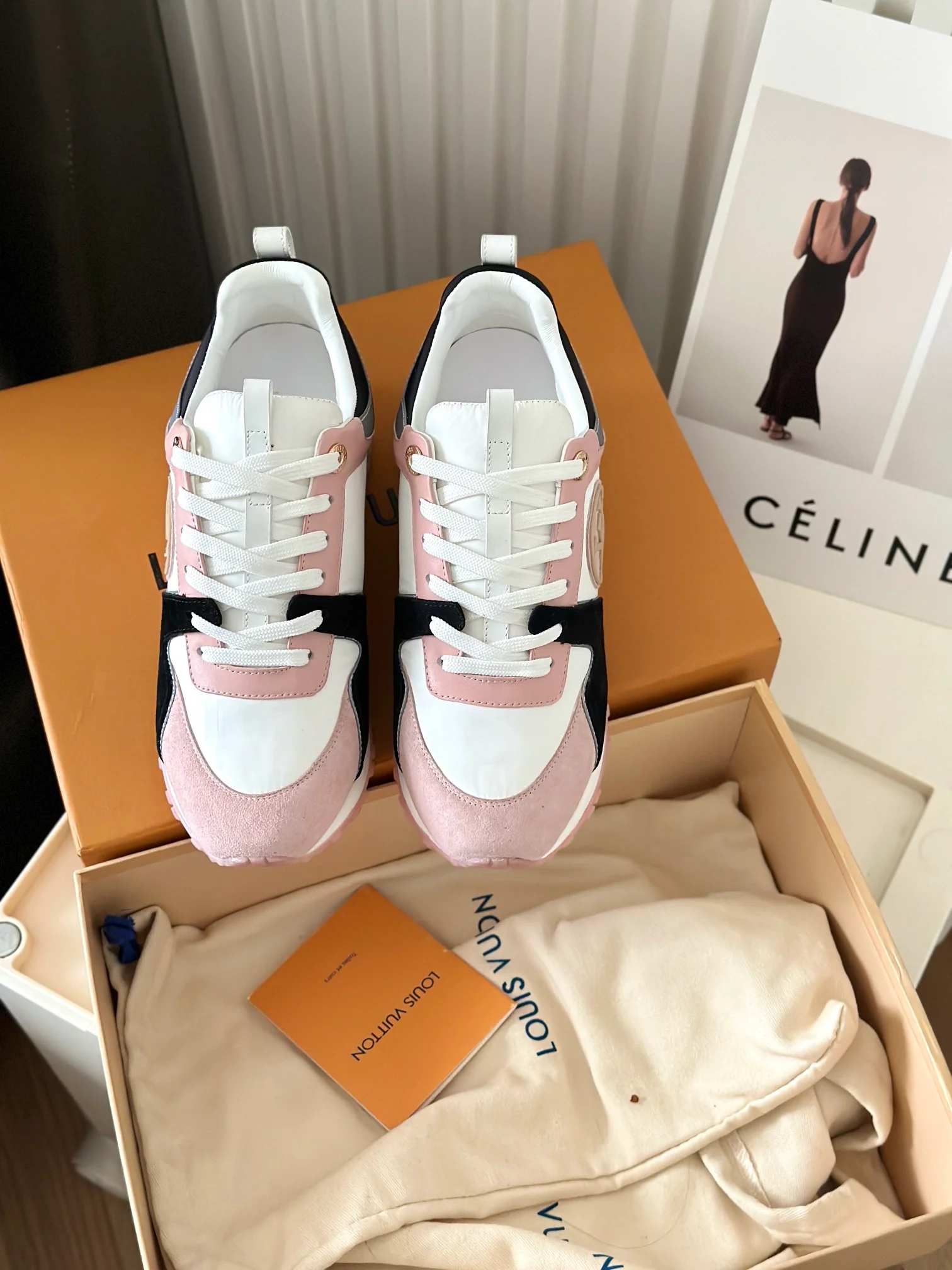 Кроссовки LV Runaway - розовые