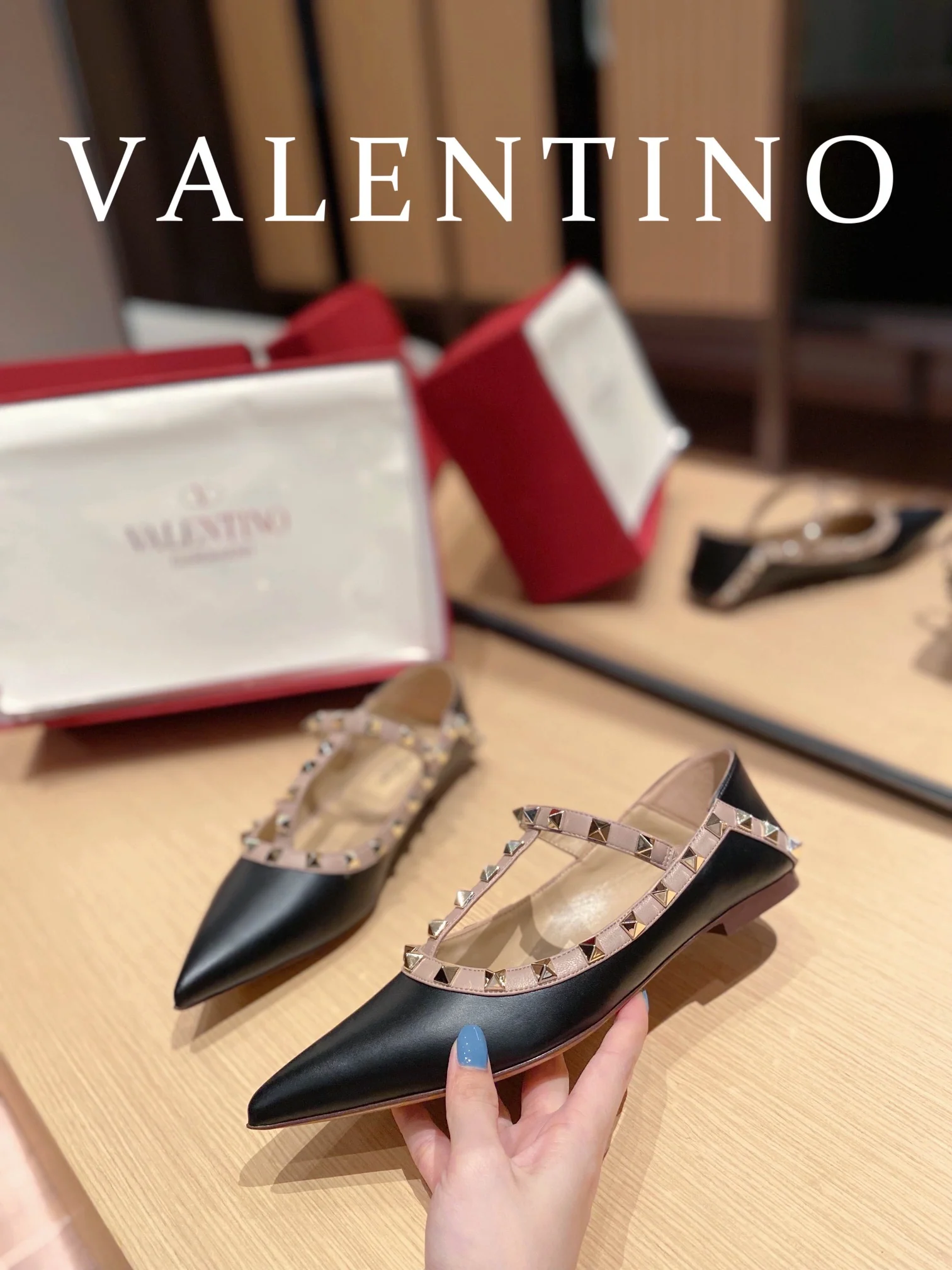 балетки Valentino с острым носком