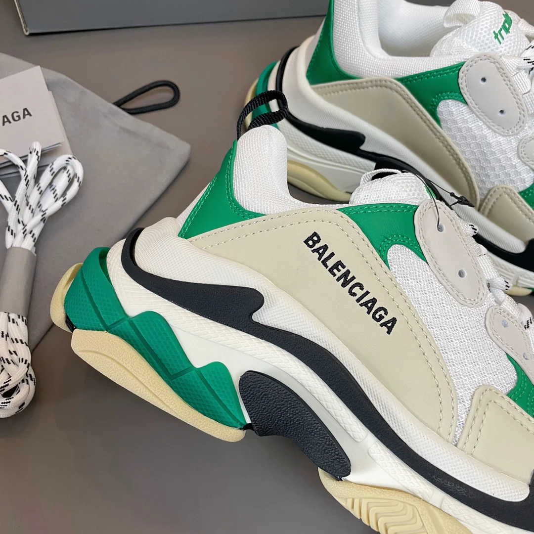 Кроссовки Balenciaga Triples на платформе, массивные спортивные кроссовки, бело-зеленые.