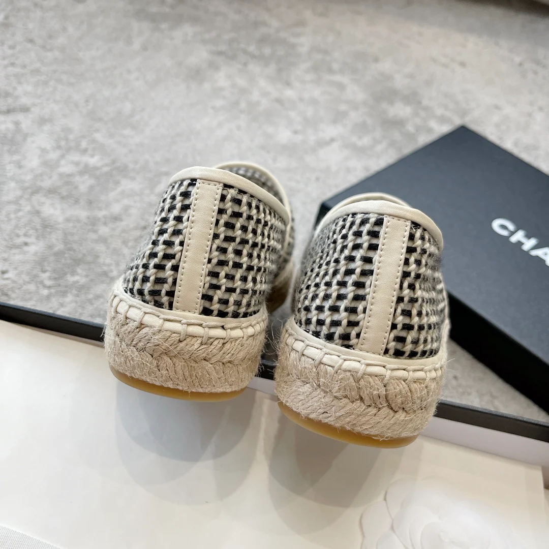 Chanel - Коллекция ?Вечная классика? - Плетеные рыбацкие туфли - Черные