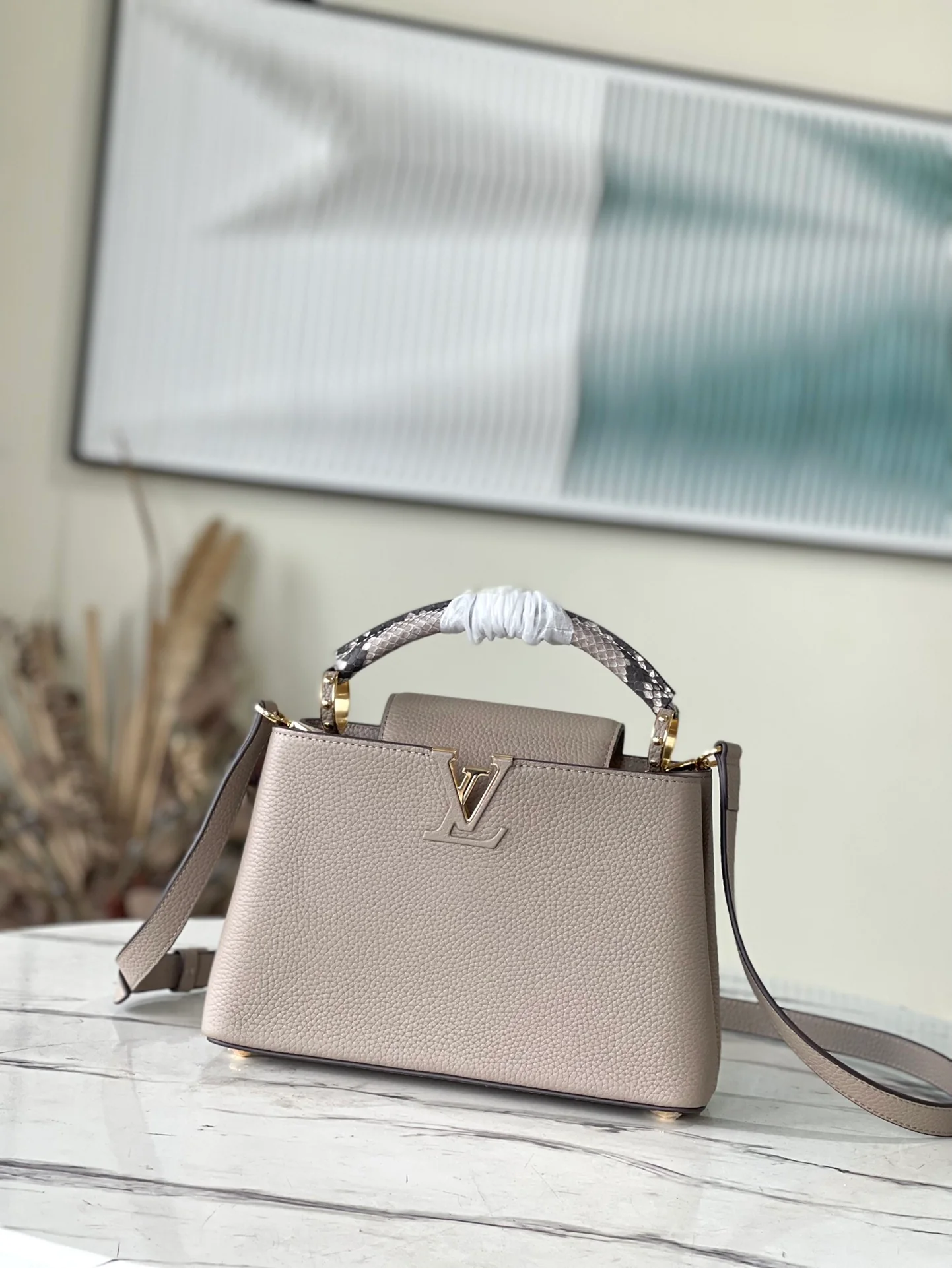n92802-LV-capucines-handbag-small-light brown