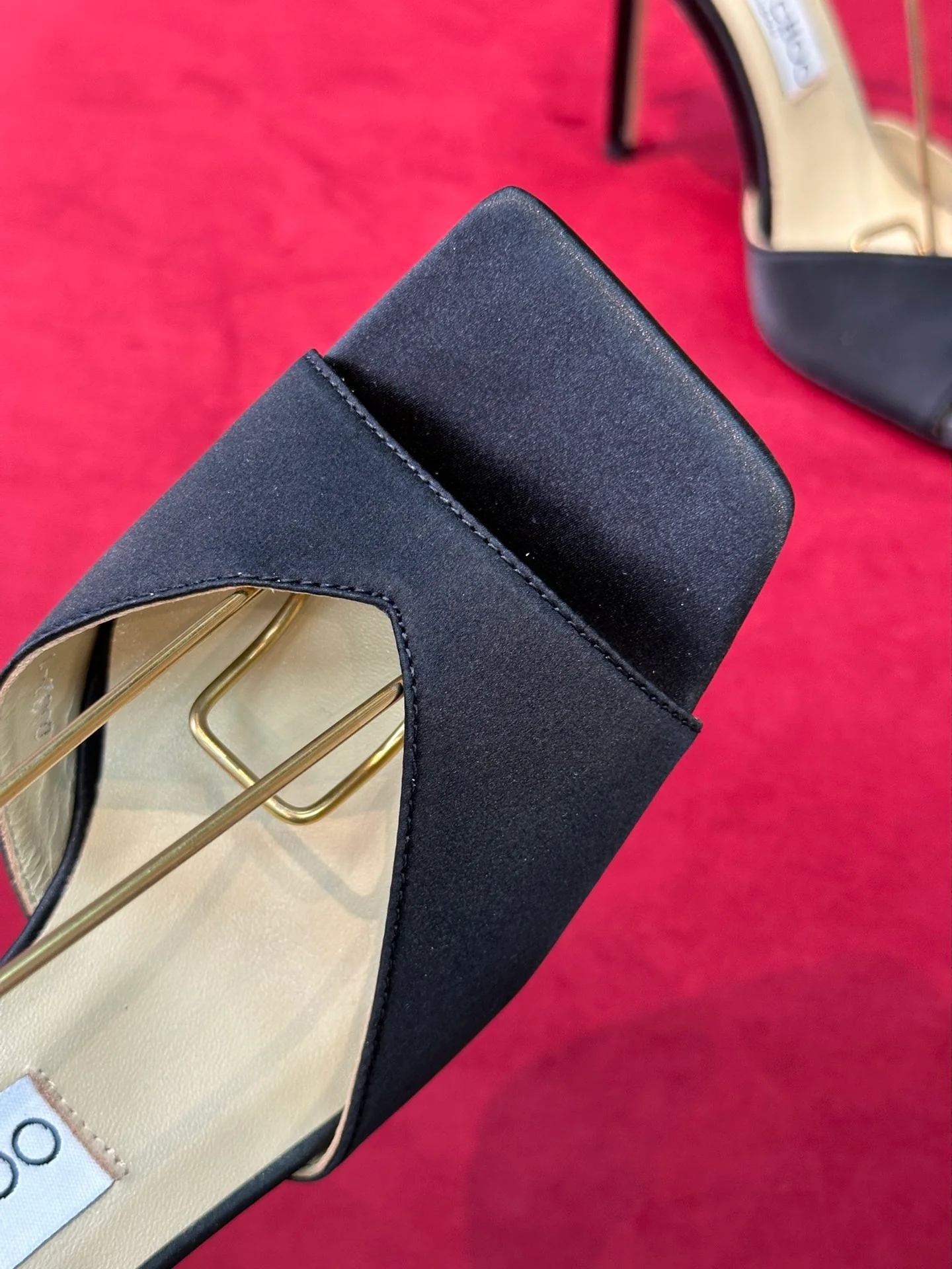 Jimmy - Новинка весны/лета 2023 - Босоножки на высоком каблуке с открытым носком - Черные