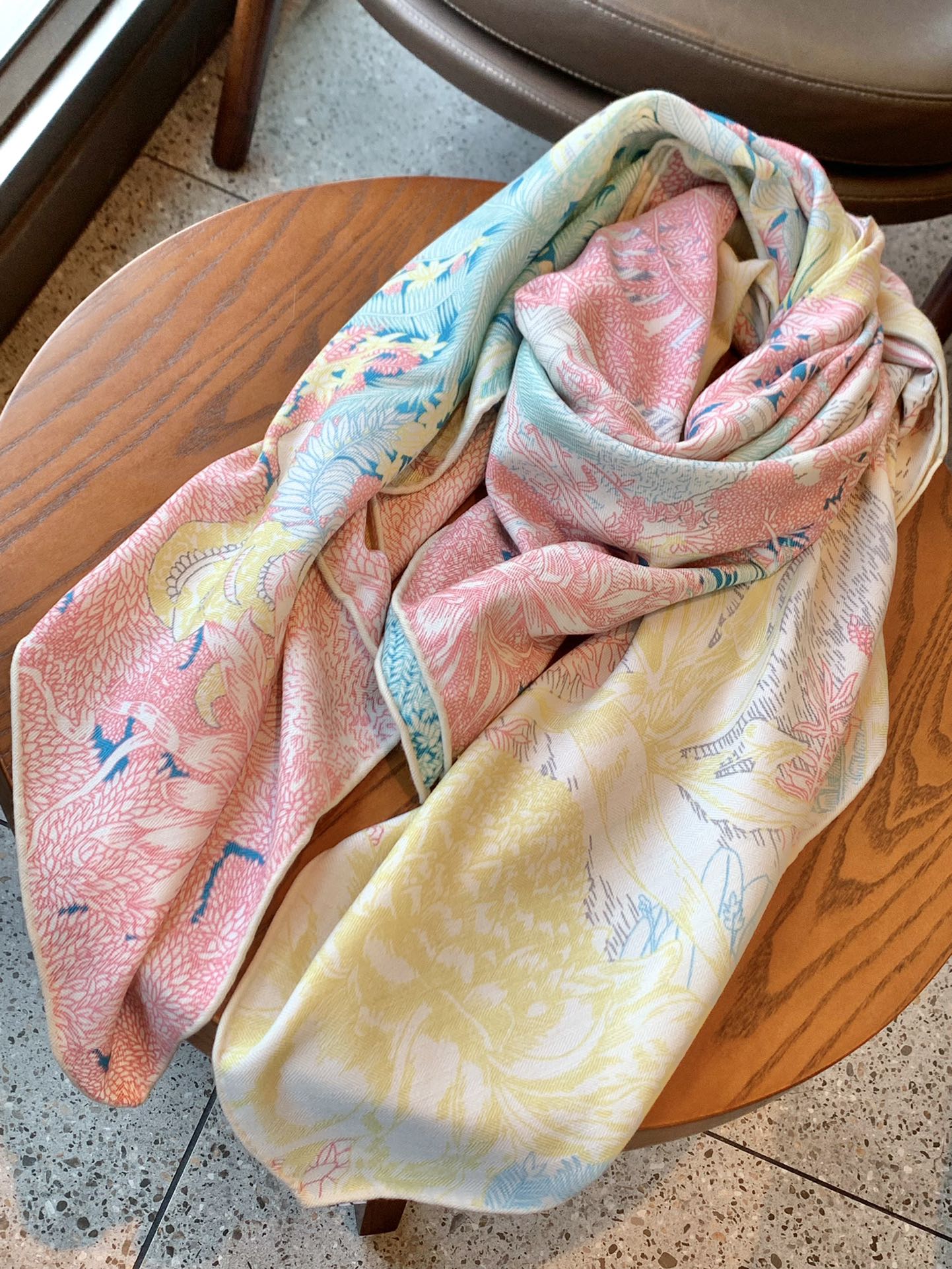 Hermes - Премиальный двусторонний квадратный шарф - 140 см - 70% кашемир - 30% шелк