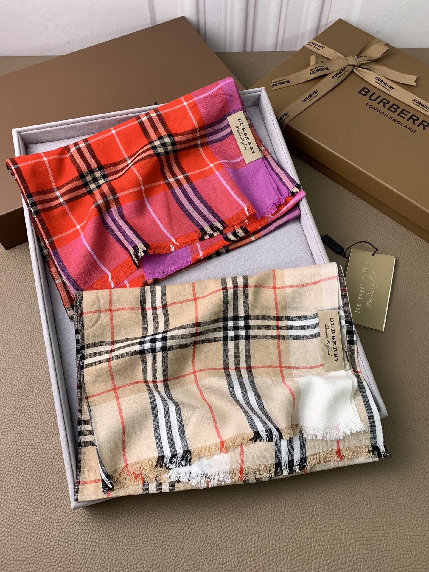 Шарф в клетку Burberry - 200 см - 75 см - 35 см - Кашемир - 45 см - Шотландский кашемир - 20 см - Шелк