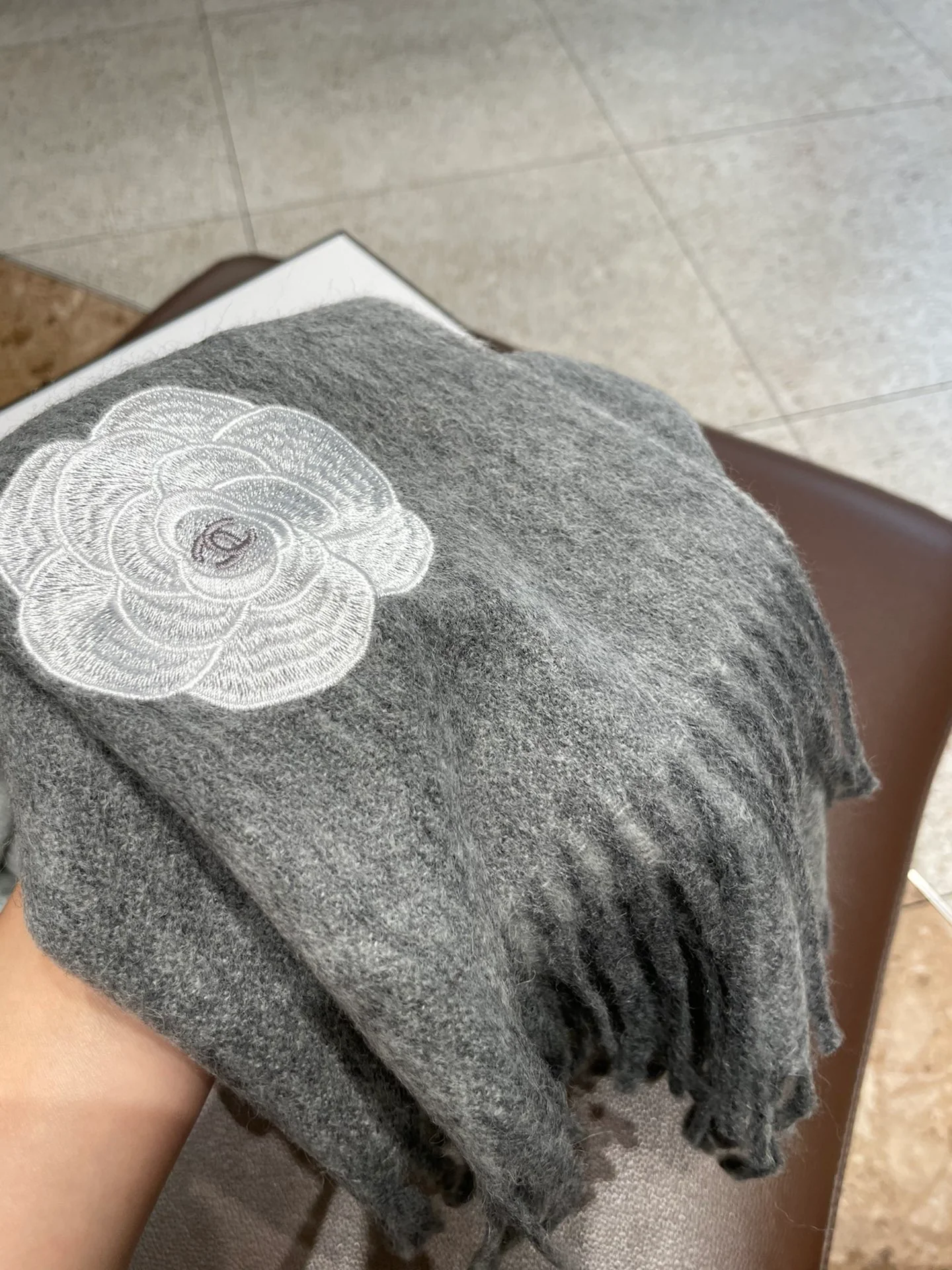 Chanel - Двойной кашемир - 210 см - 36 см - Серый