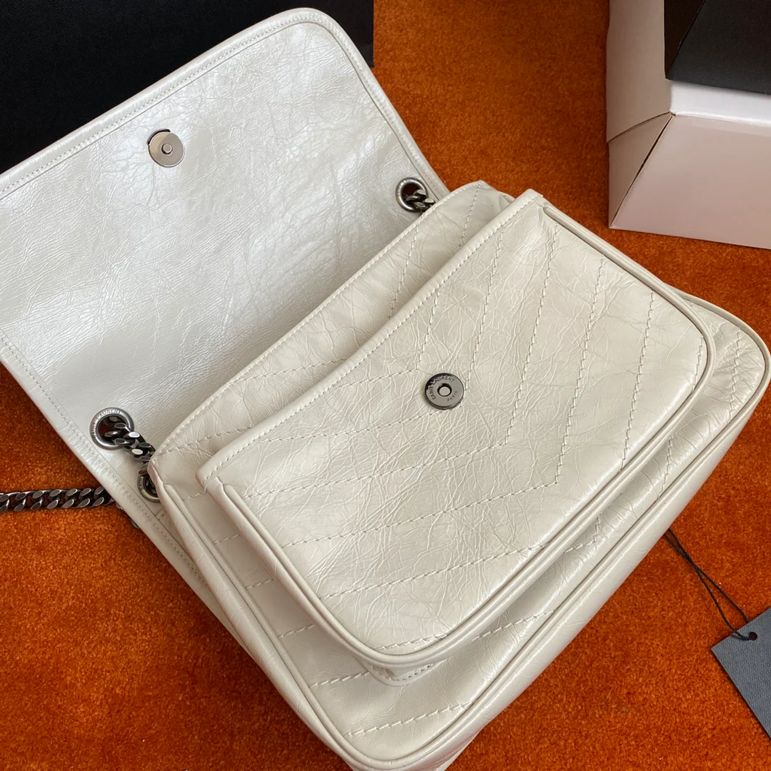 YSL Medium Niki - Белая кожа с масляным покрытием и белой пряжкой - D-Buck