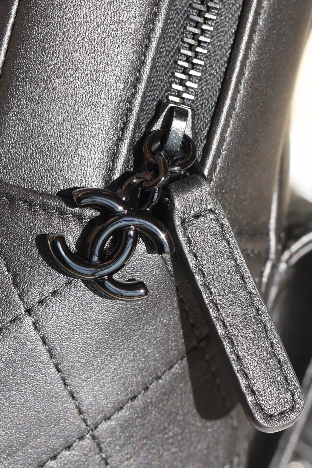 Мини-рюкзак Chanel 25c New So Black