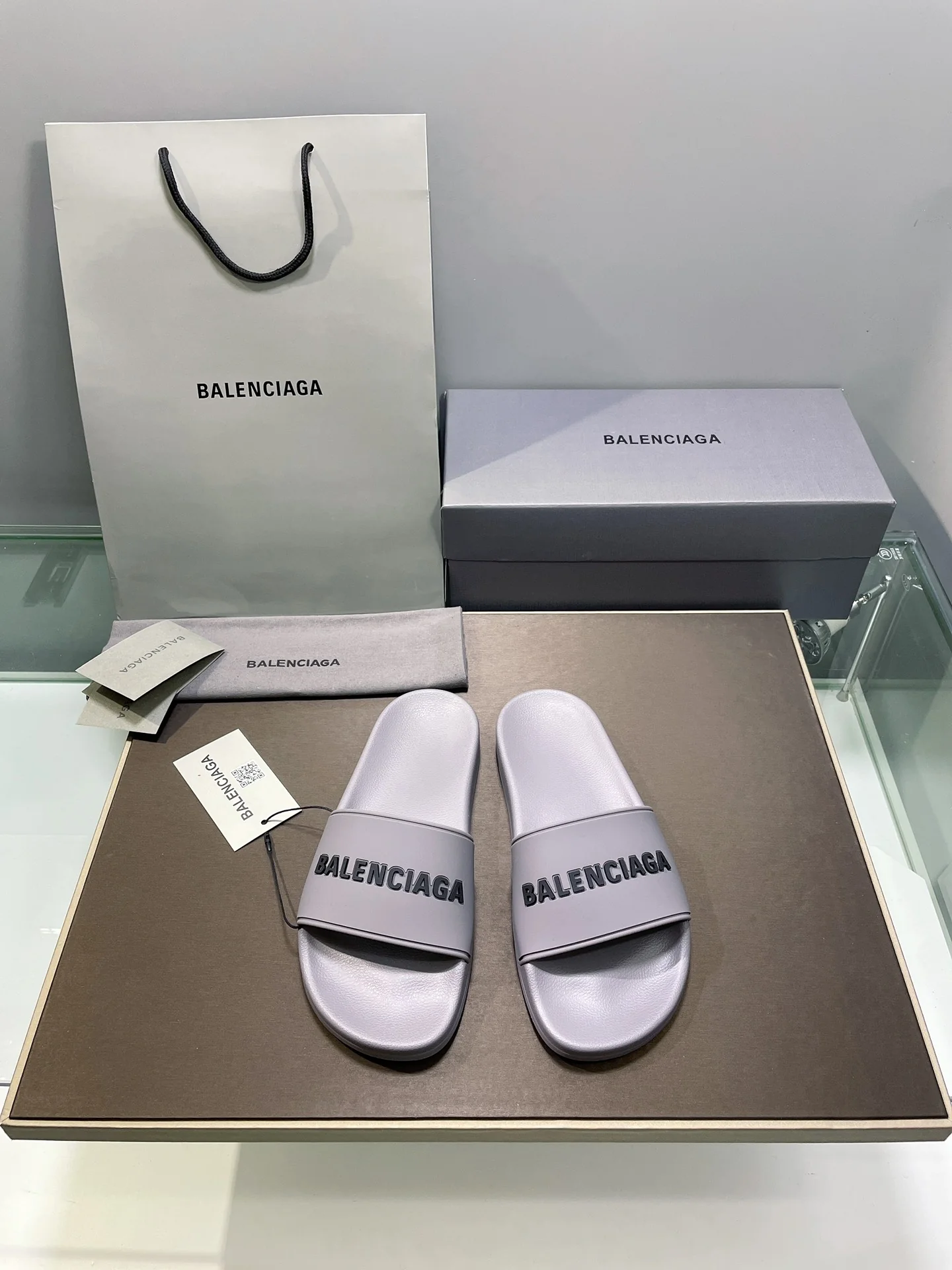 Balenciaga - Новая модель 2022 года - Тапочки с эффектом памяти и улучшенной упругостью - 9