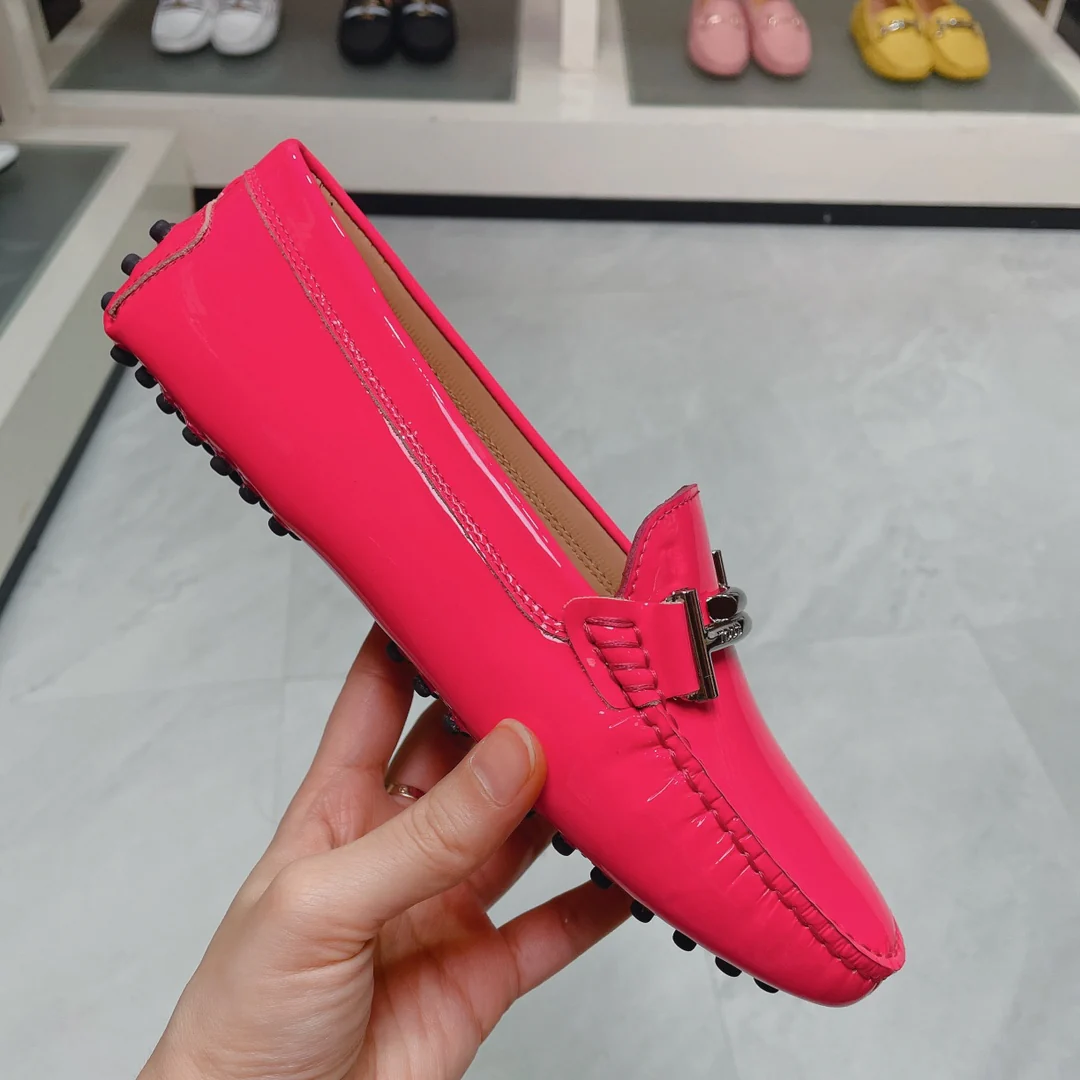 Лоферы/слипоны Tods Double T из лакированной кожи