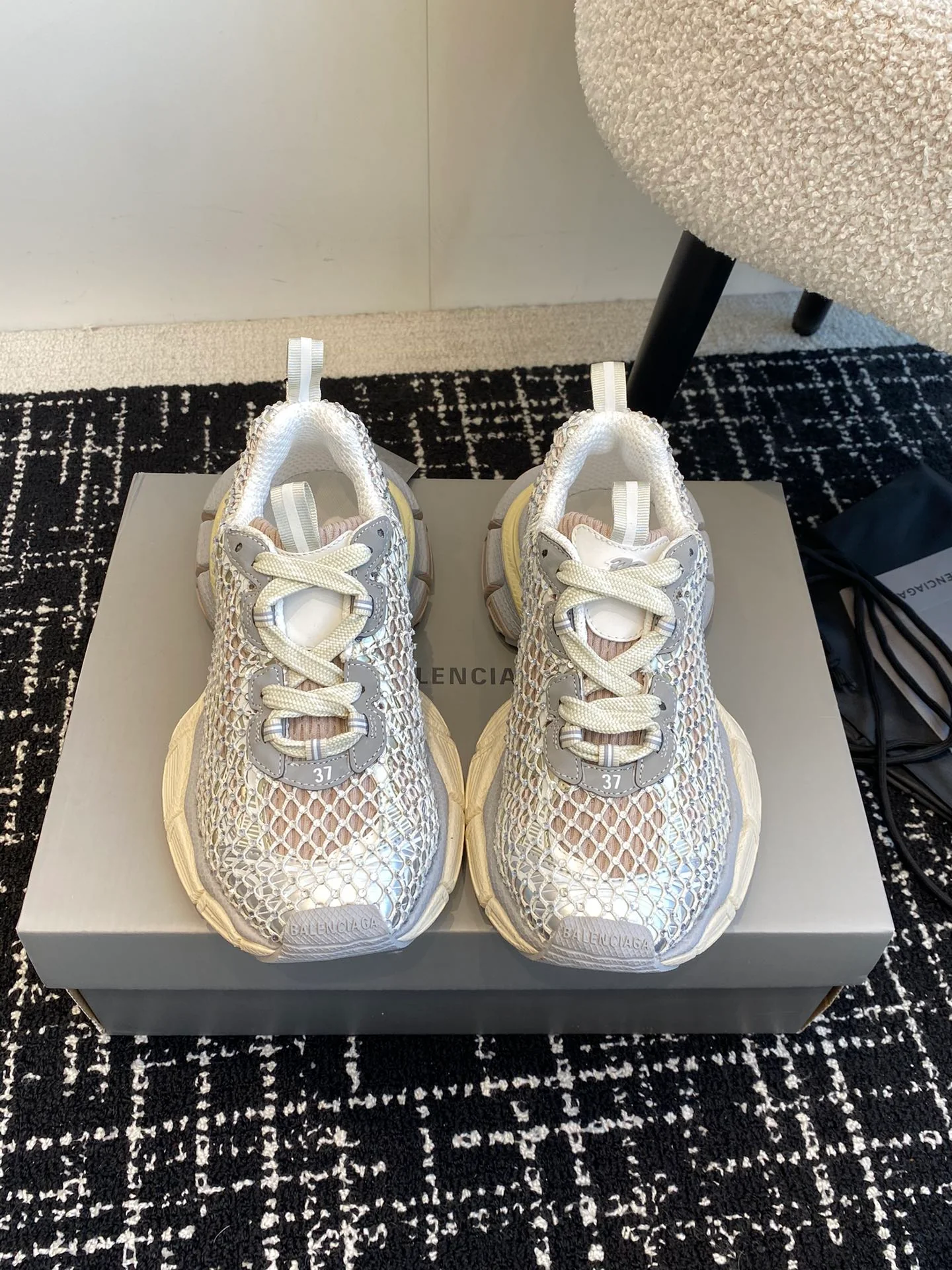 Повседневные туфли Balenciaga 2024 - белые