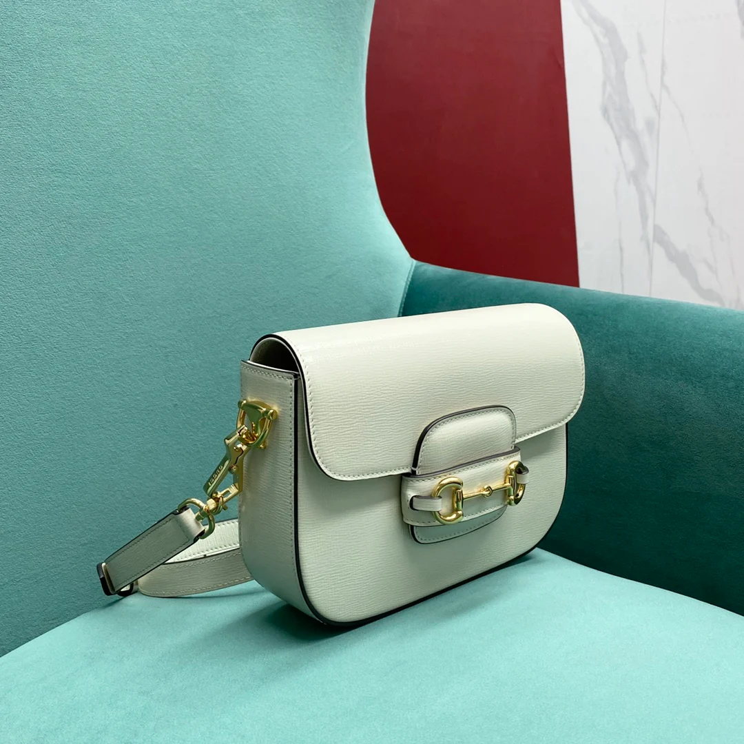 Сумка-седло Gucci 1955 из натуральной кожи с пряжкой в ??виде подковы