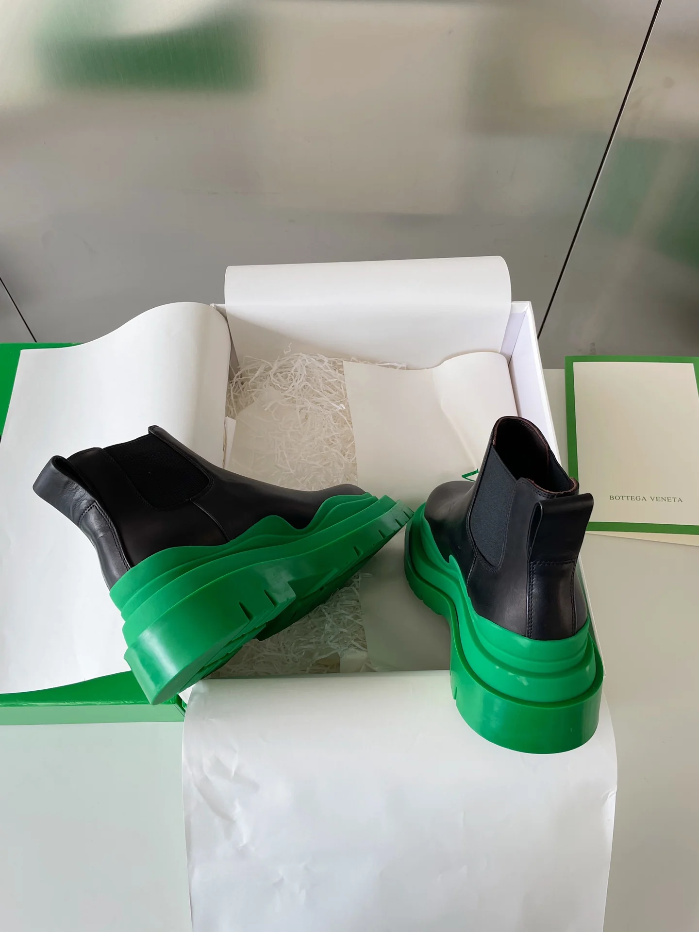 BV - Туфли Martin на платформе с зеленой подошвой