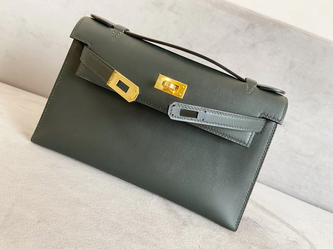 Мини-сумочка Hermes Kelly 1-го поколения, 22 см, кожа Swift, карандаш 8 пенсов, серый цвет, золотая фурнитура.