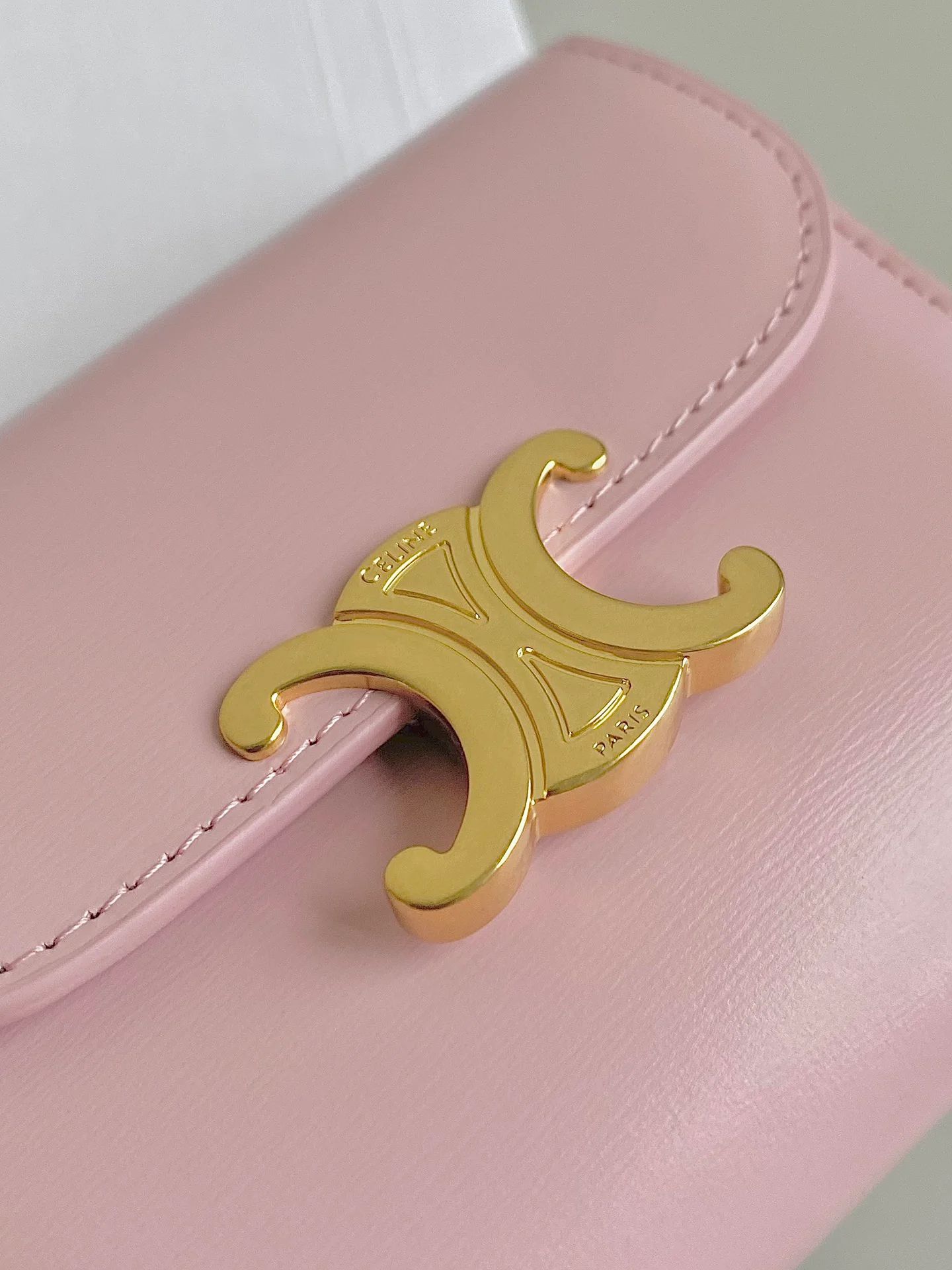 Celine-TRIOMPHE 三折卡包钱包 樱花粉