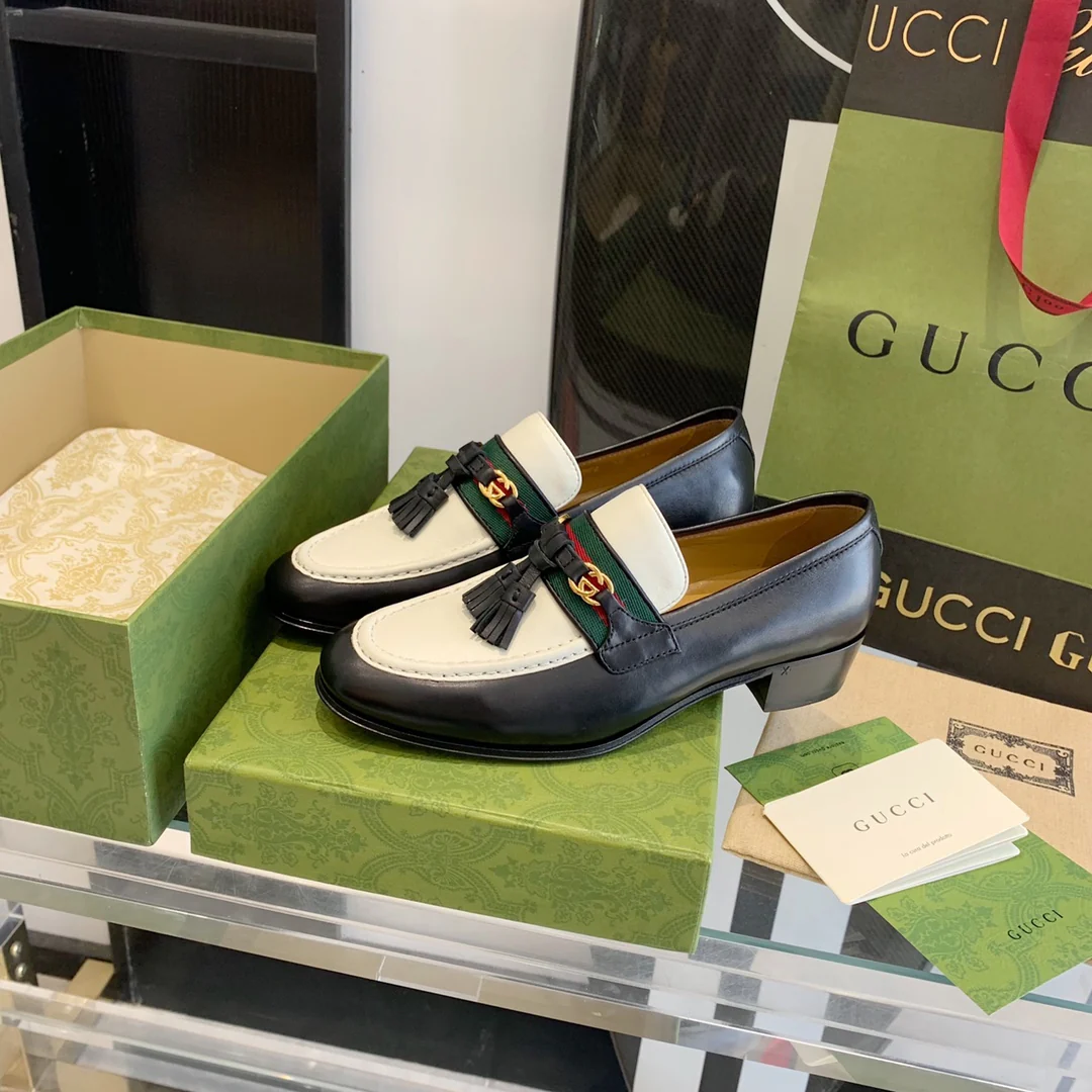 Лоферы Gucci с кисточками - 2