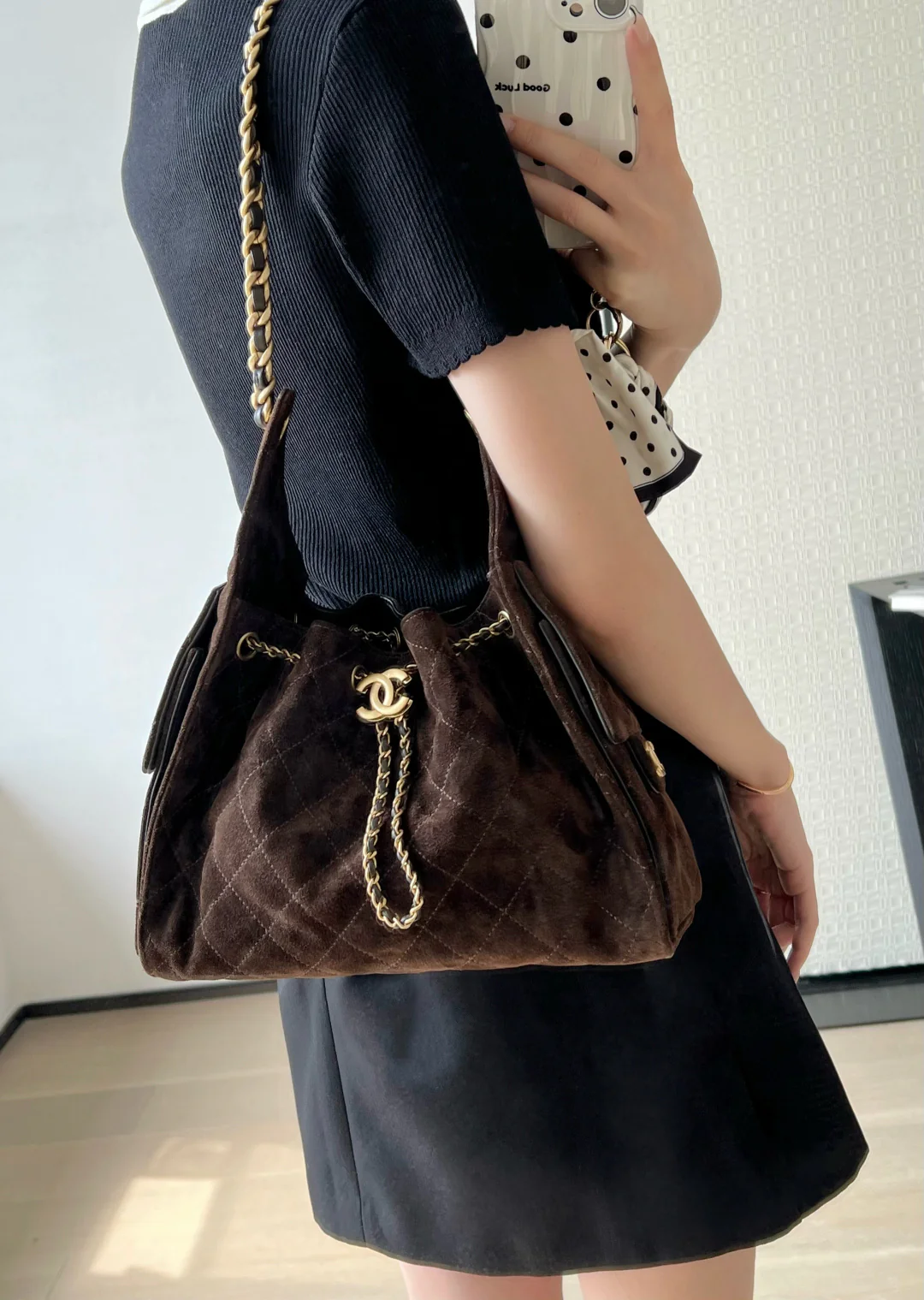 Chanel 25k Hippie Hobo Chocolate Small Vintage Gold