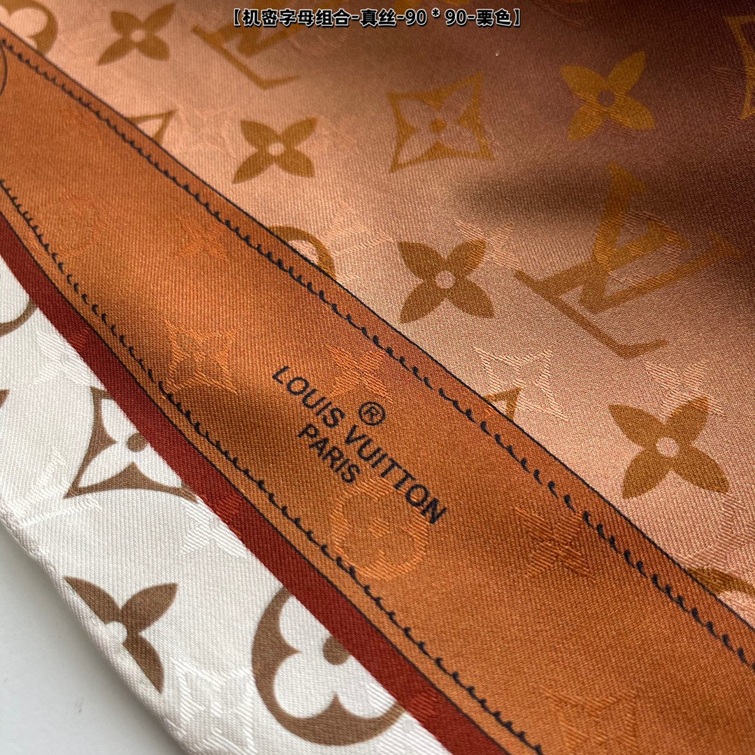 LV - Секретный алфавит - Шелковый шарф 90 см