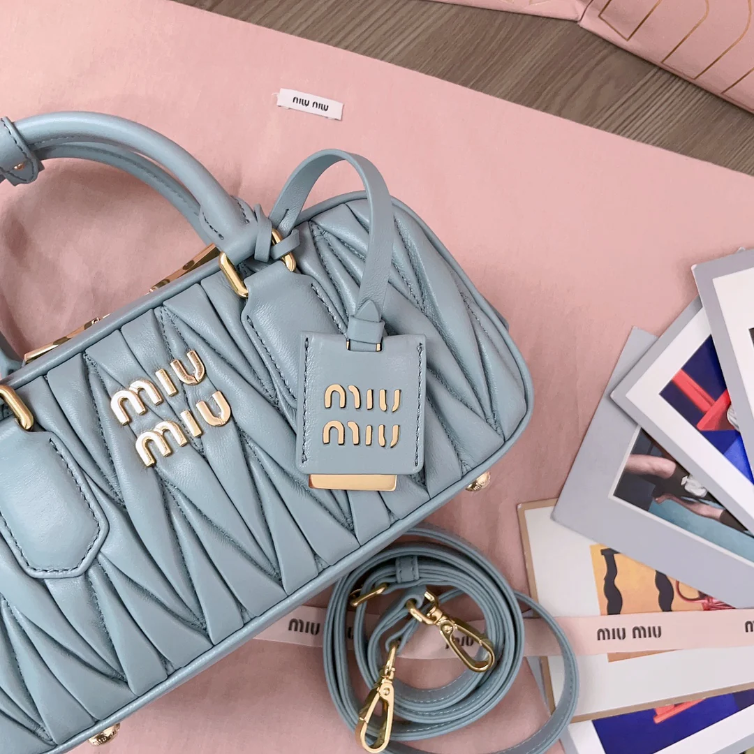 Сумка для боулинга Miu Miu-5bb142, цвет ?Макарон синий?.