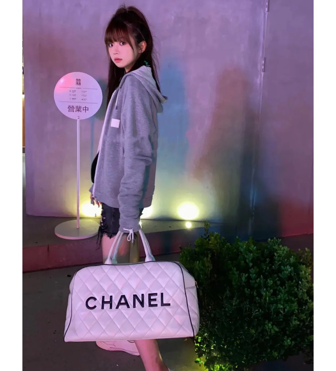 Сумка для переноски шаров для боулинга 25 пенсов - белая.