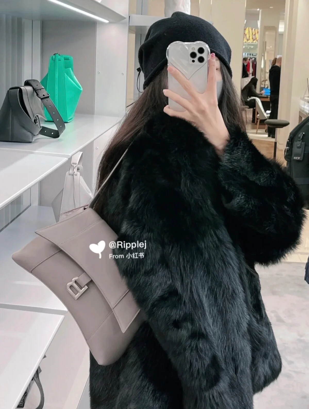 Сумка-кроссбоди Balenciaga Hourglass - 4