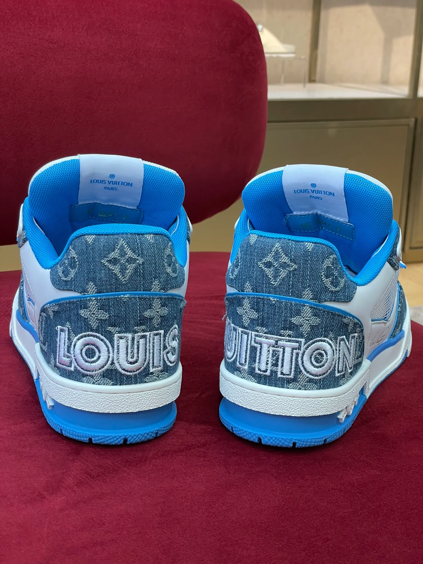 Кроссовки LV Trainer Series - Спортивная обувь - Унисекс - Бело-синие - 1