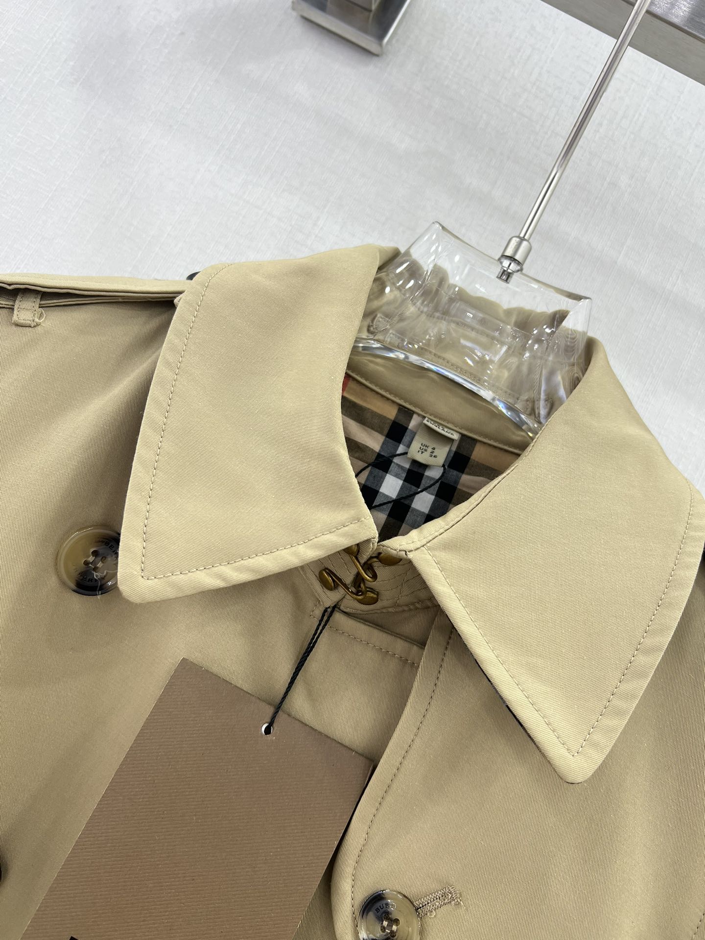 Классический короткий тренч Burberry 2403 Kensington