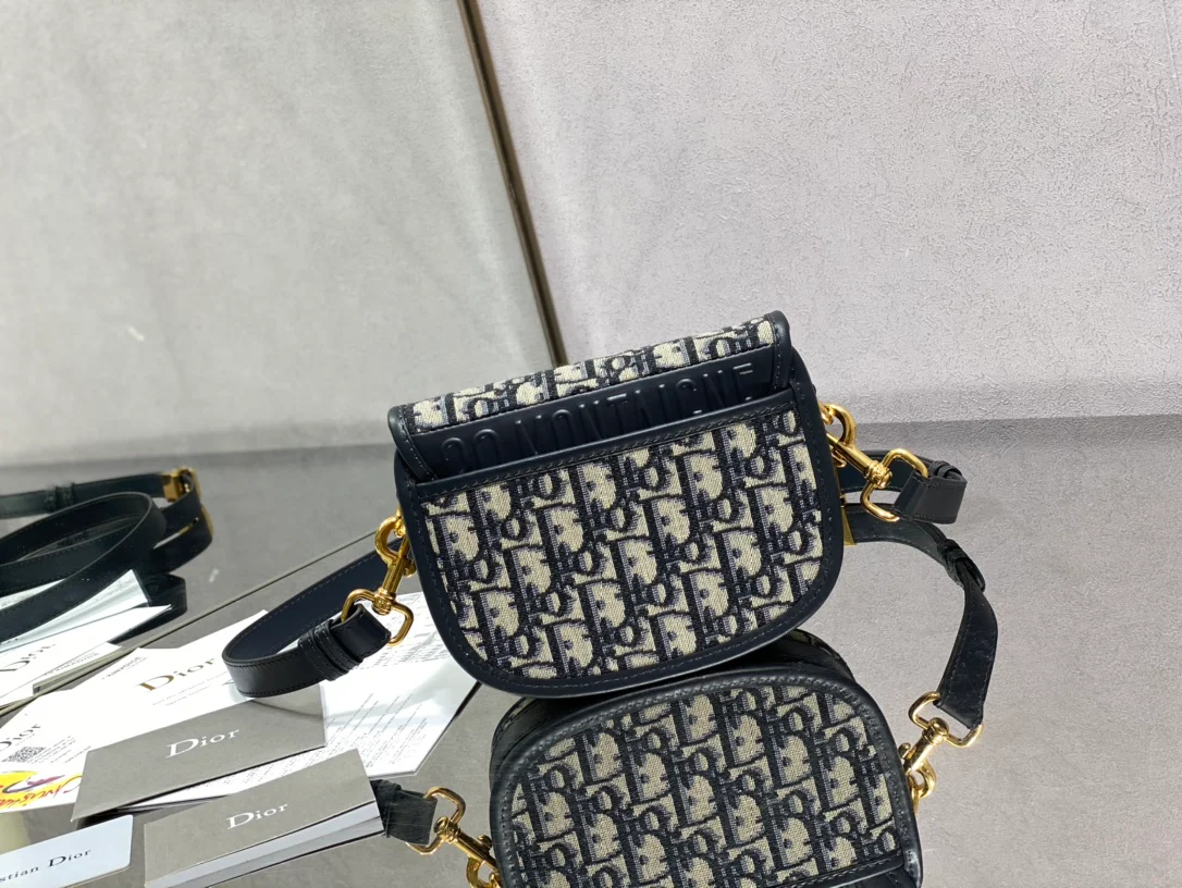 Сумка-бомбер Dior из коллекции Oblique (осень/зима) - маленькая - классический синий, тканевый верх.