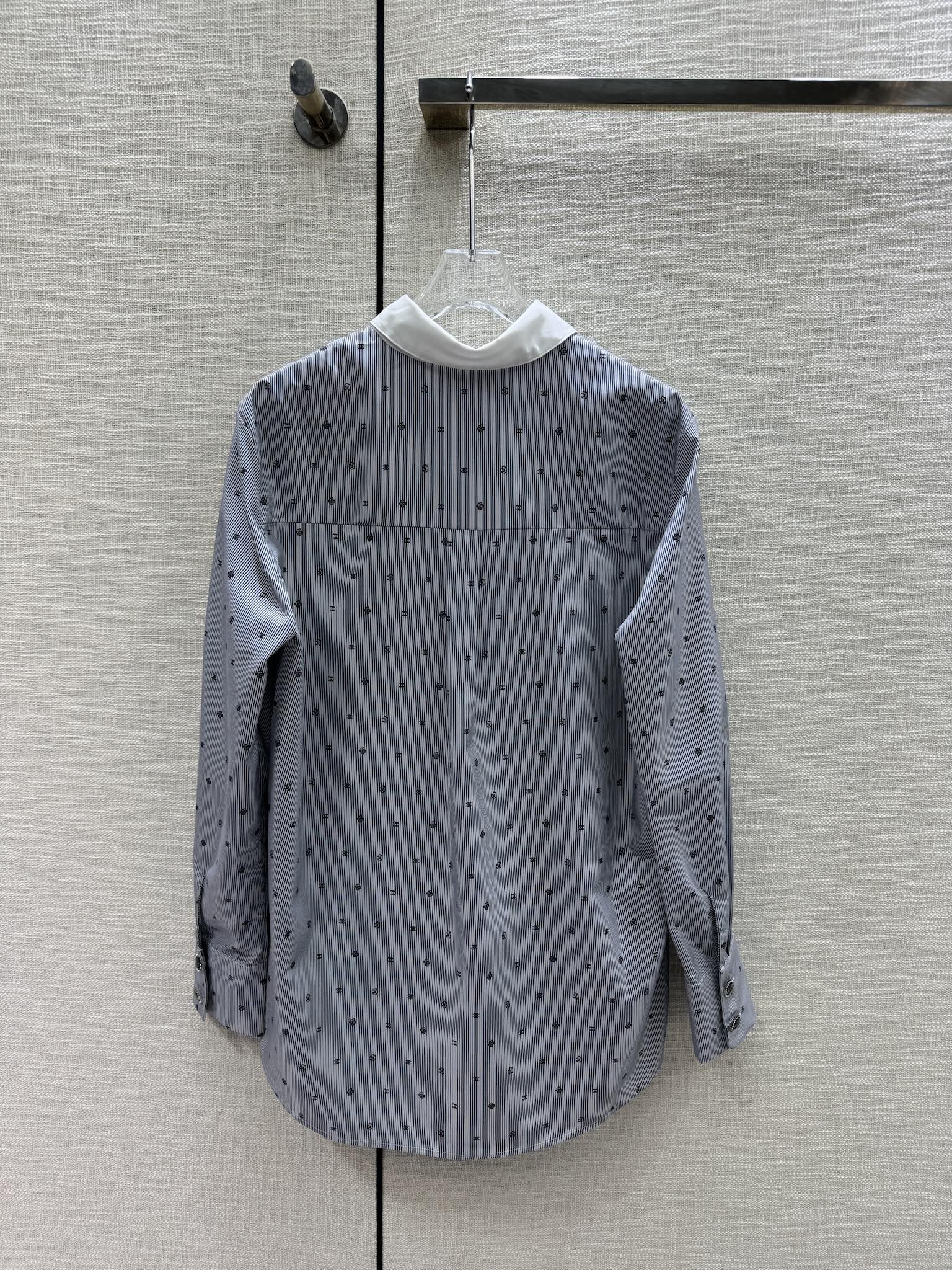 Chanel 2403 - Рубашка с длинными рукавами в полоску 