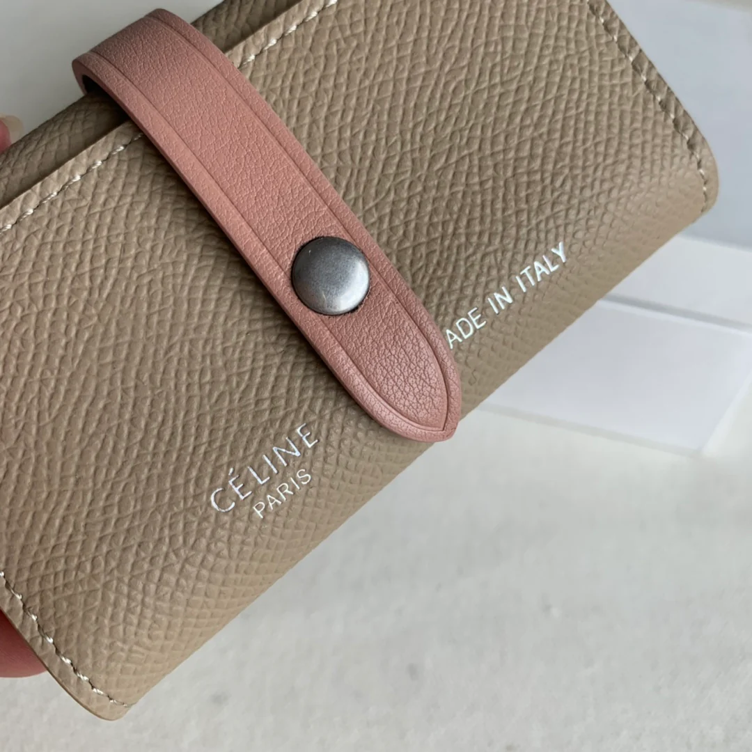 Чехол для ключей Celine 1